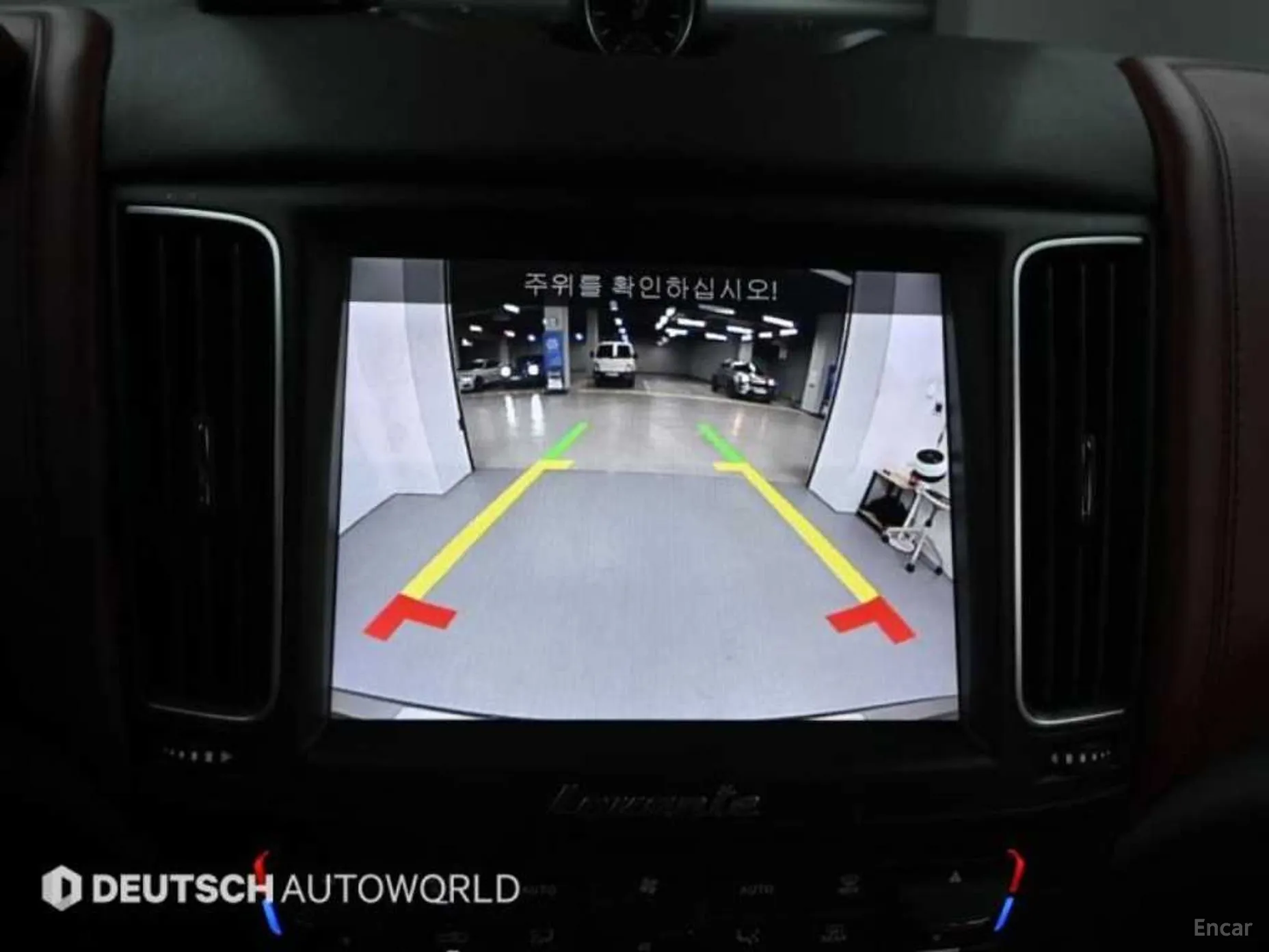 Maserati Levante превью 15