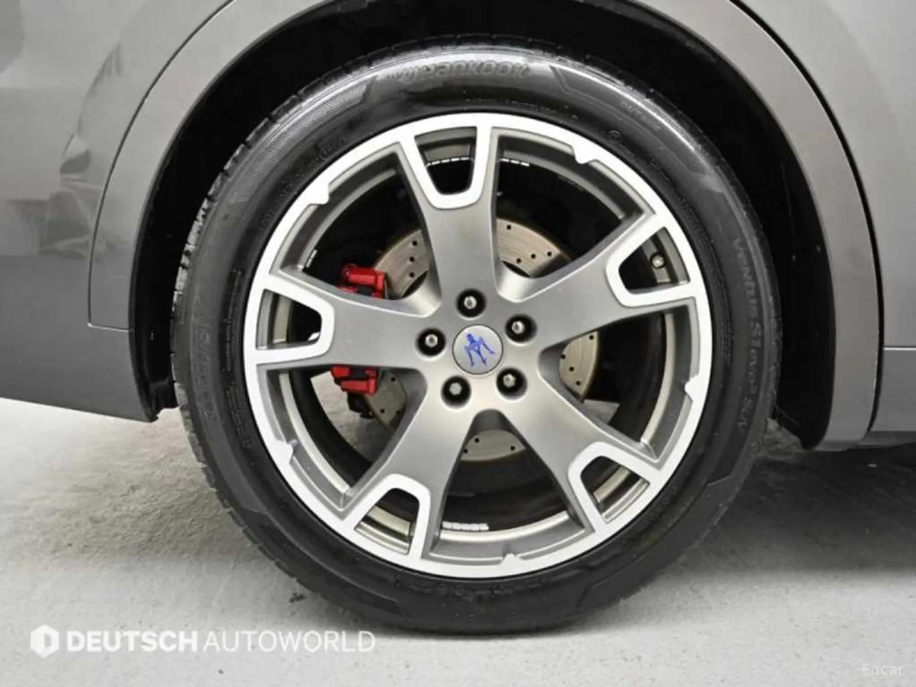 Maserati Levante превью 5