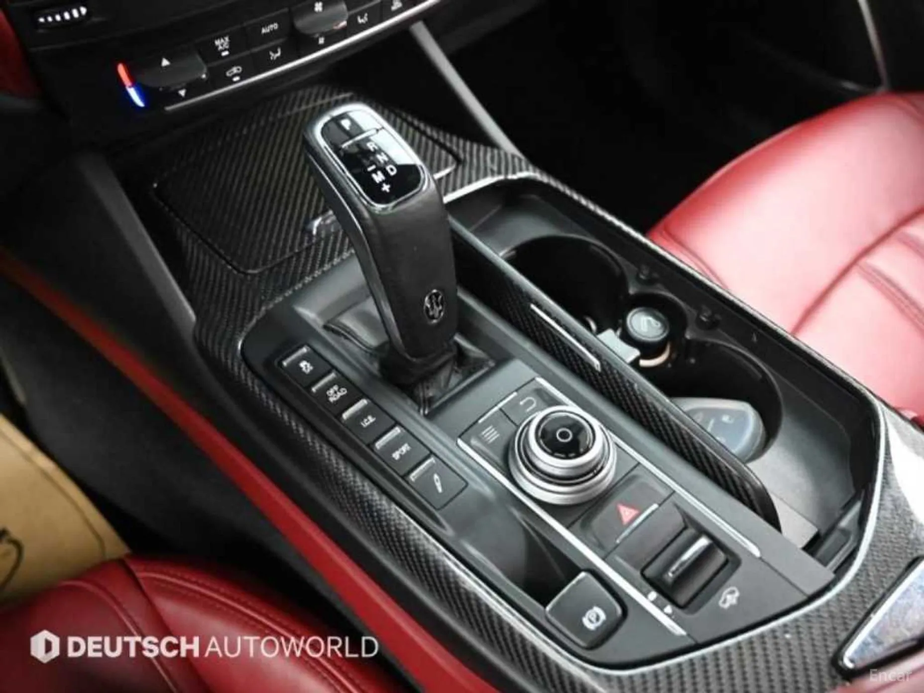 Maserati Levante превью 9