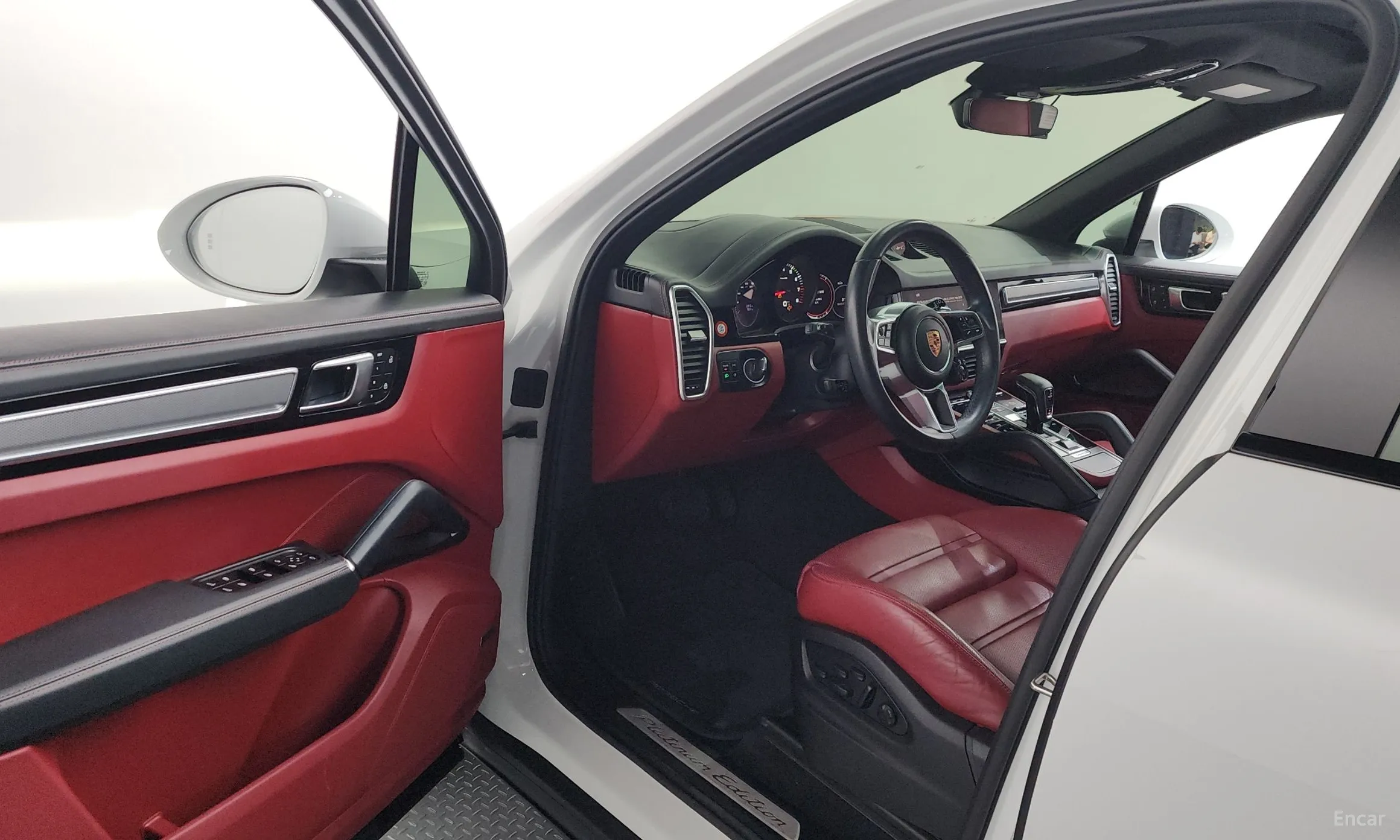 Porsche Cayenne (PO536) превью 10