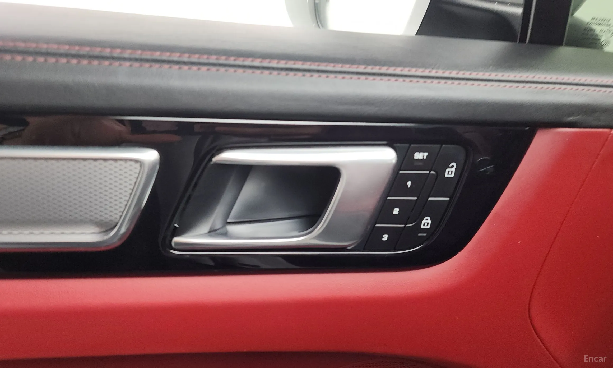 Porsche Cayenne (PO536) превью 17