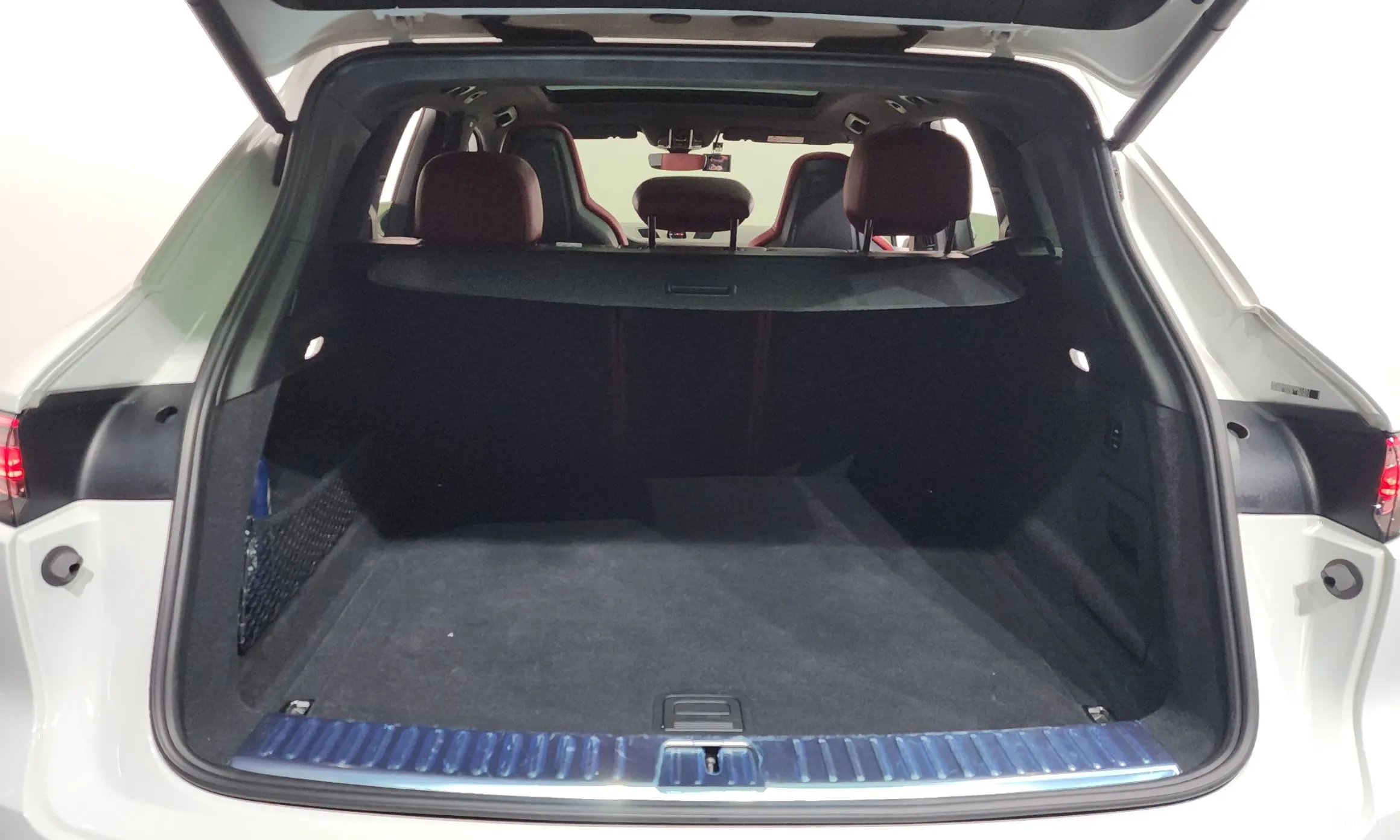 Porsche Cayenne (PO536) превью 19