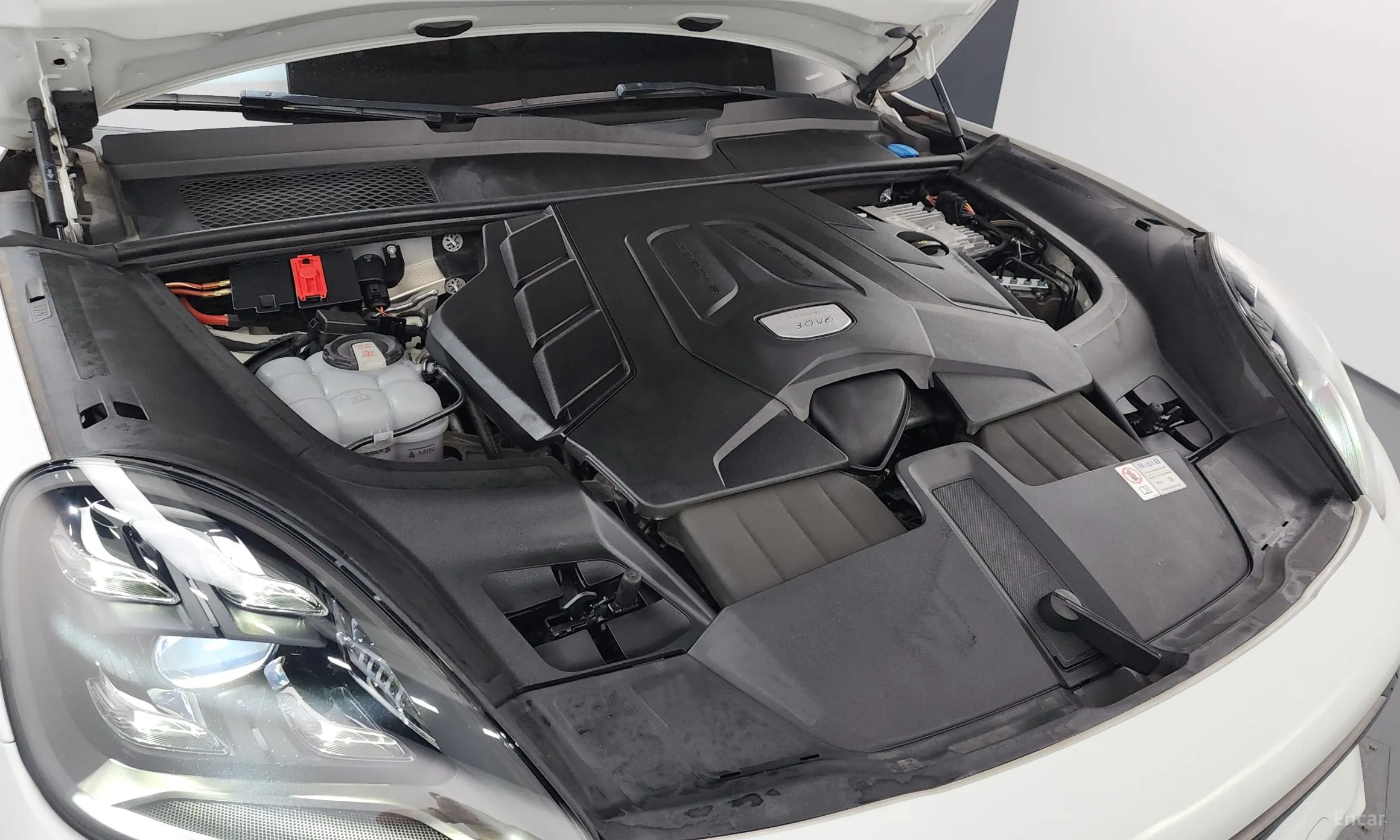 Porsche Cayenne (PO536) превью 6