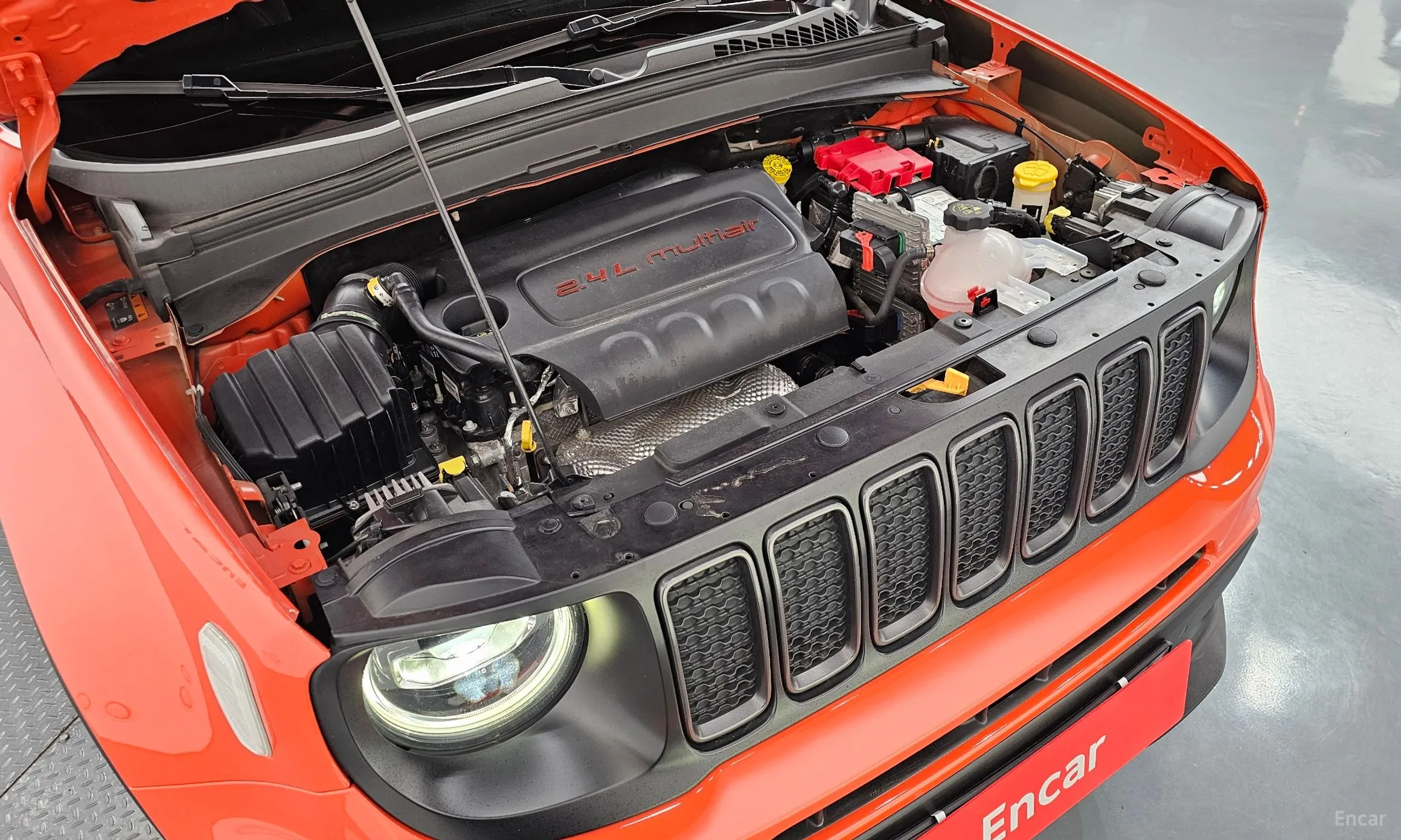 Jeep Renegade превью 6