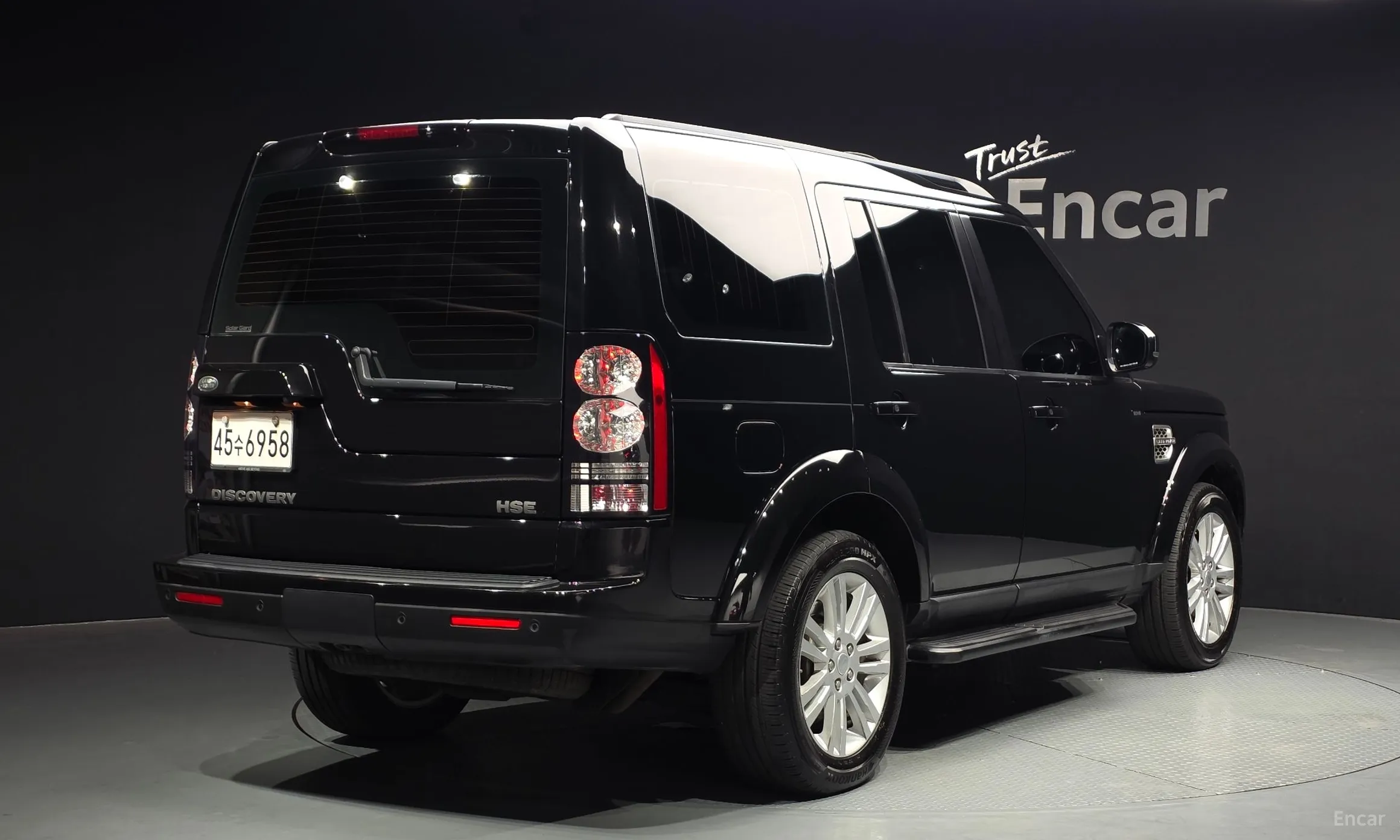 Land Rover Discovery 4 превью 2