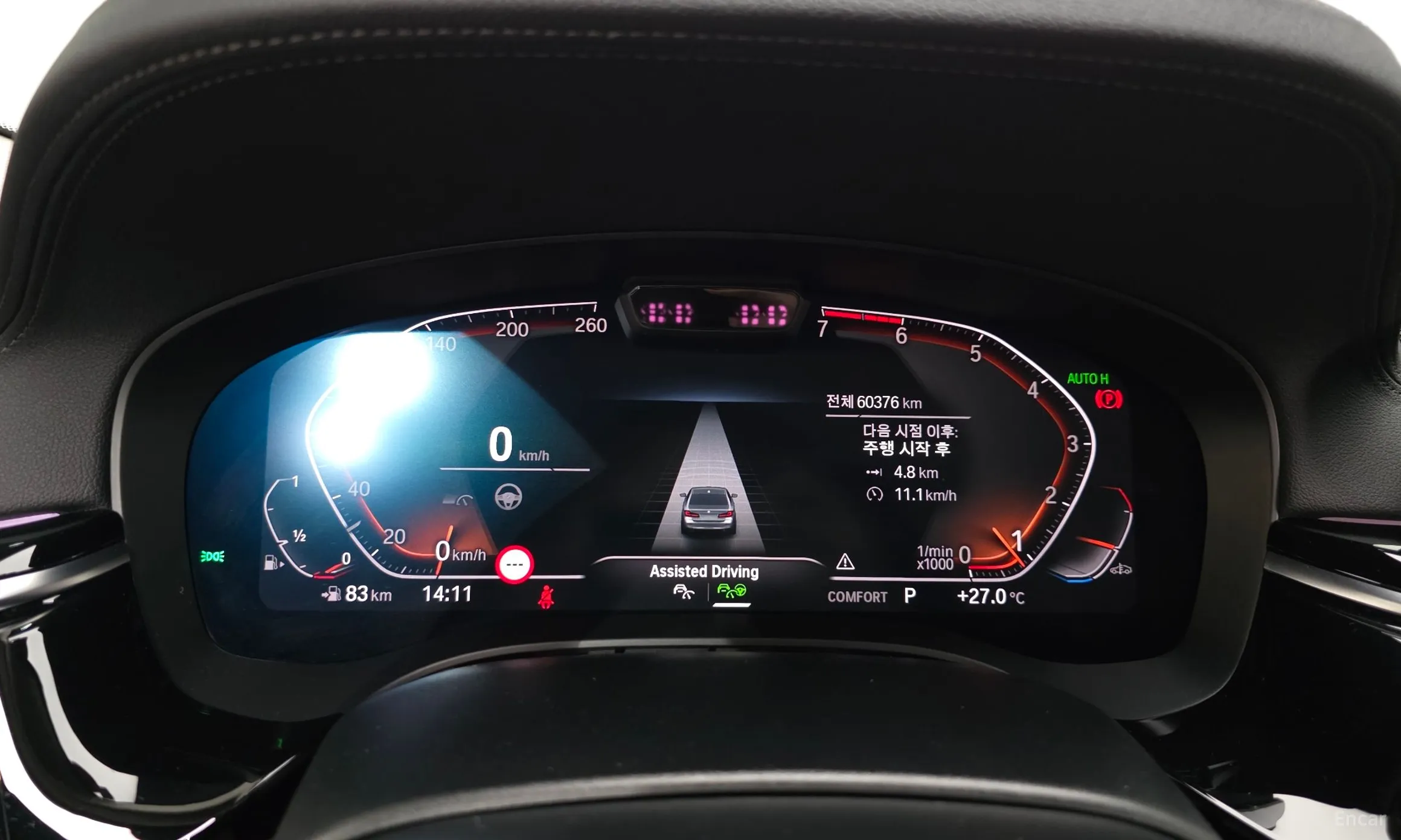 BMW 5 Series (G30) превью 8