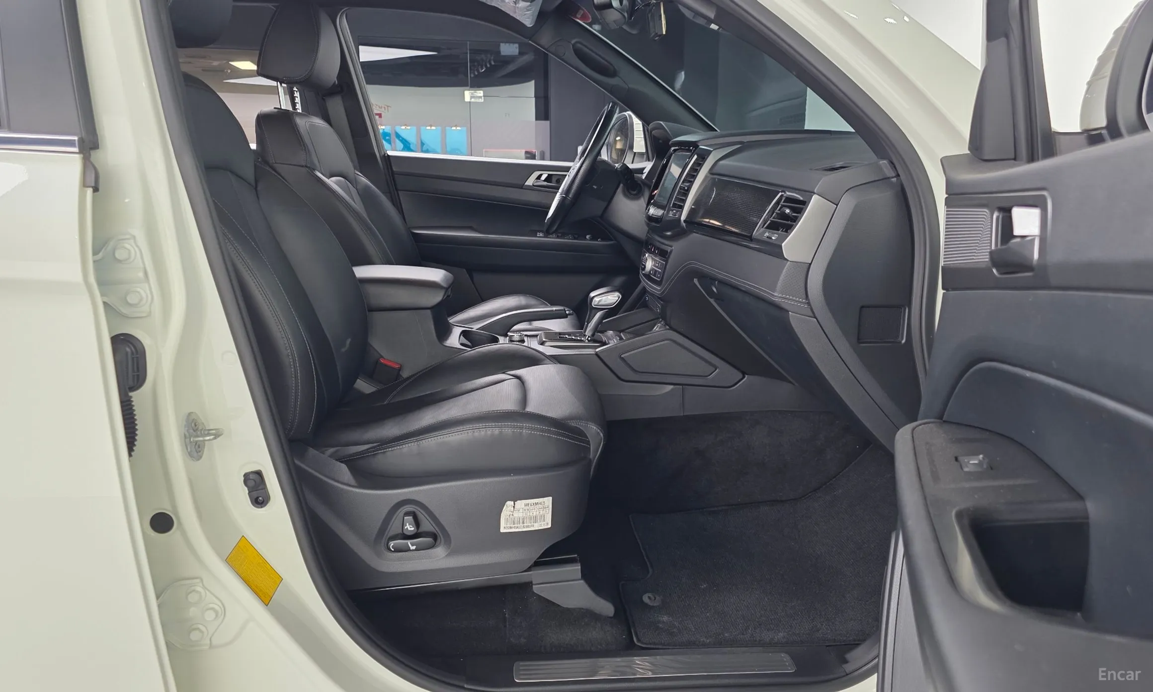 KG Mobility (SsangYong) Rexton Sports превью 11