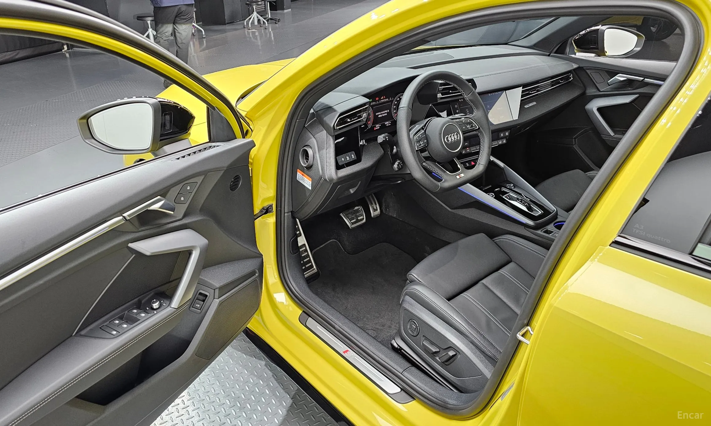 Audi A3 (8Y) превью 10