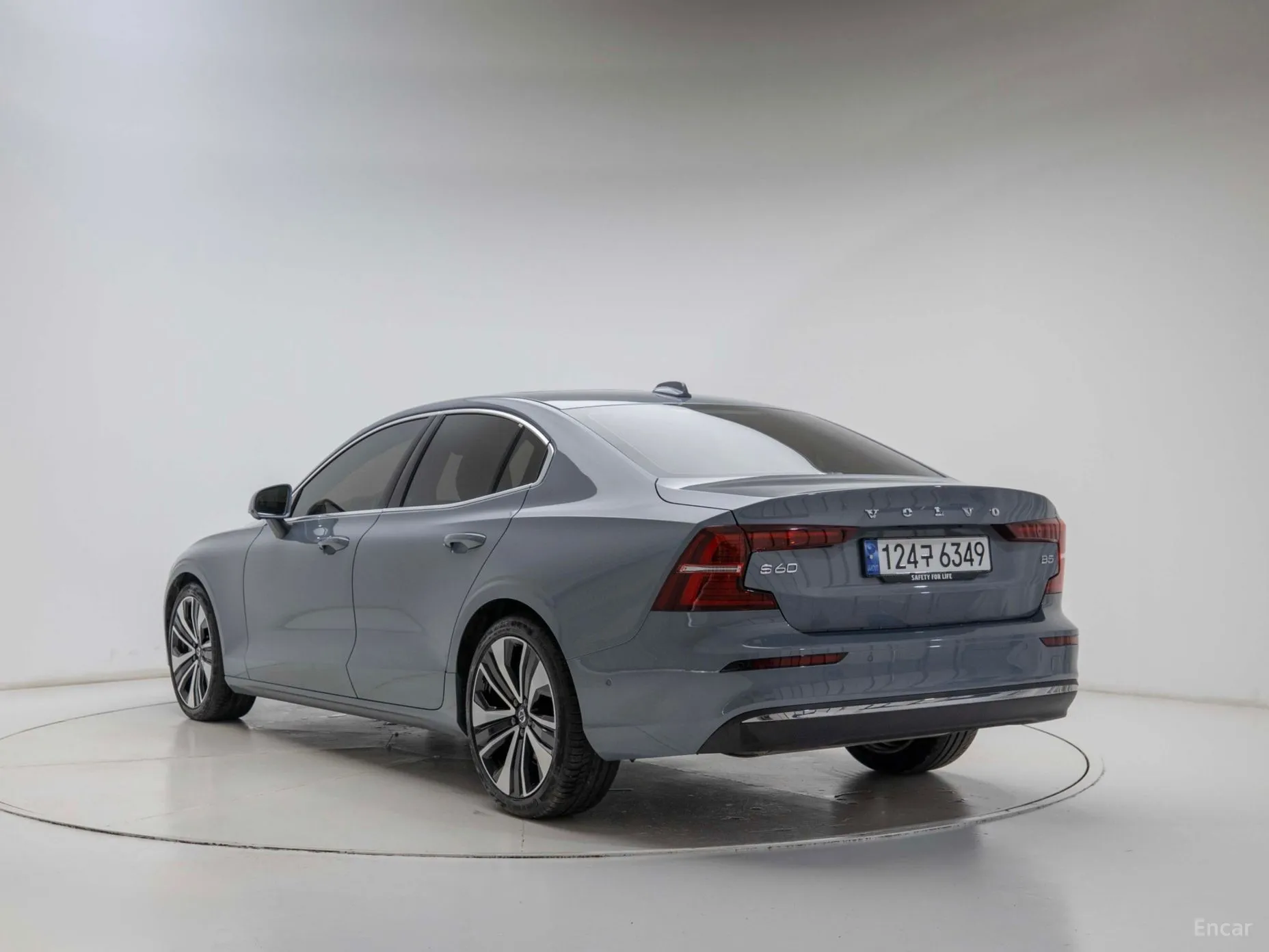 Volvo S60 3rd Generation превью 4