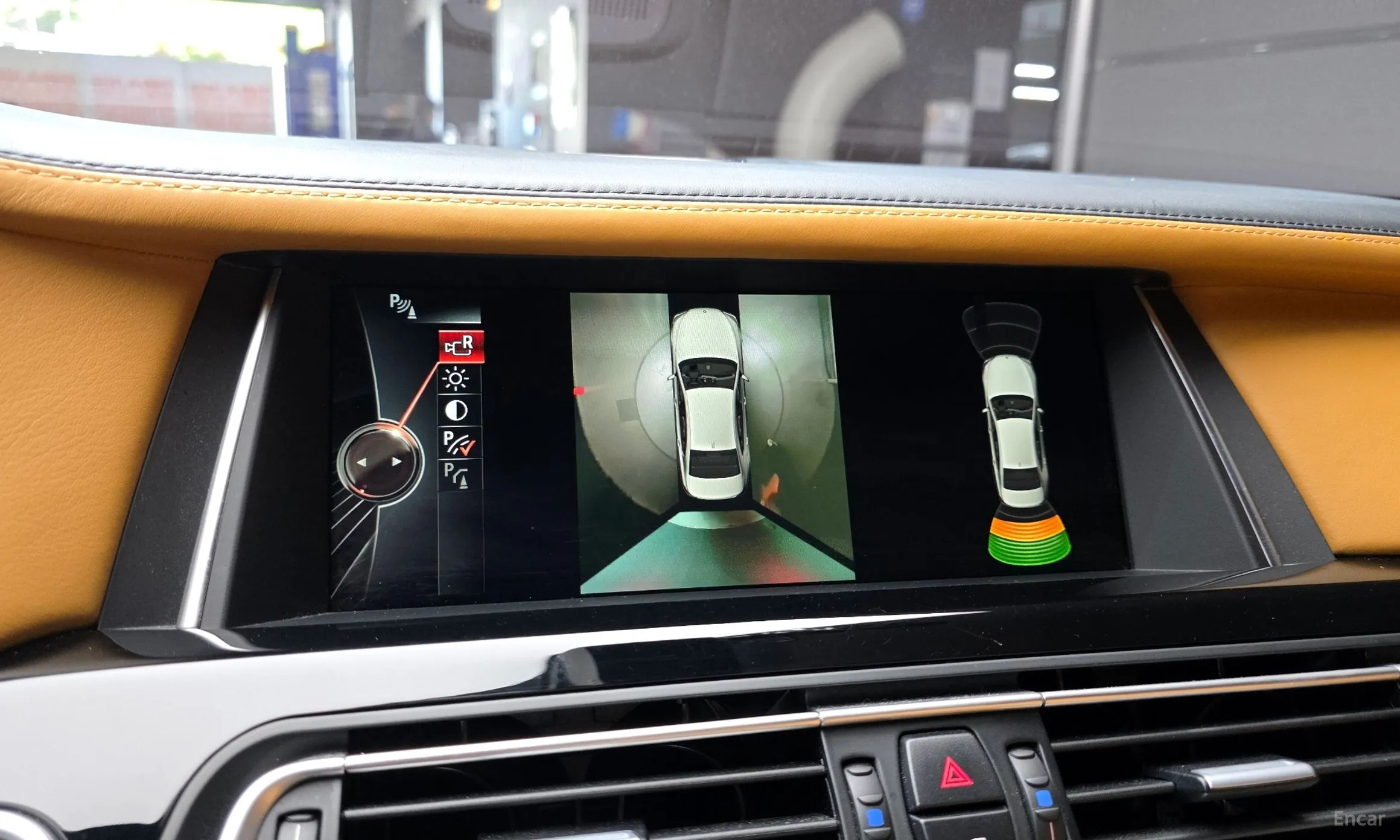 BMW 7 Series (F01) превью 15
