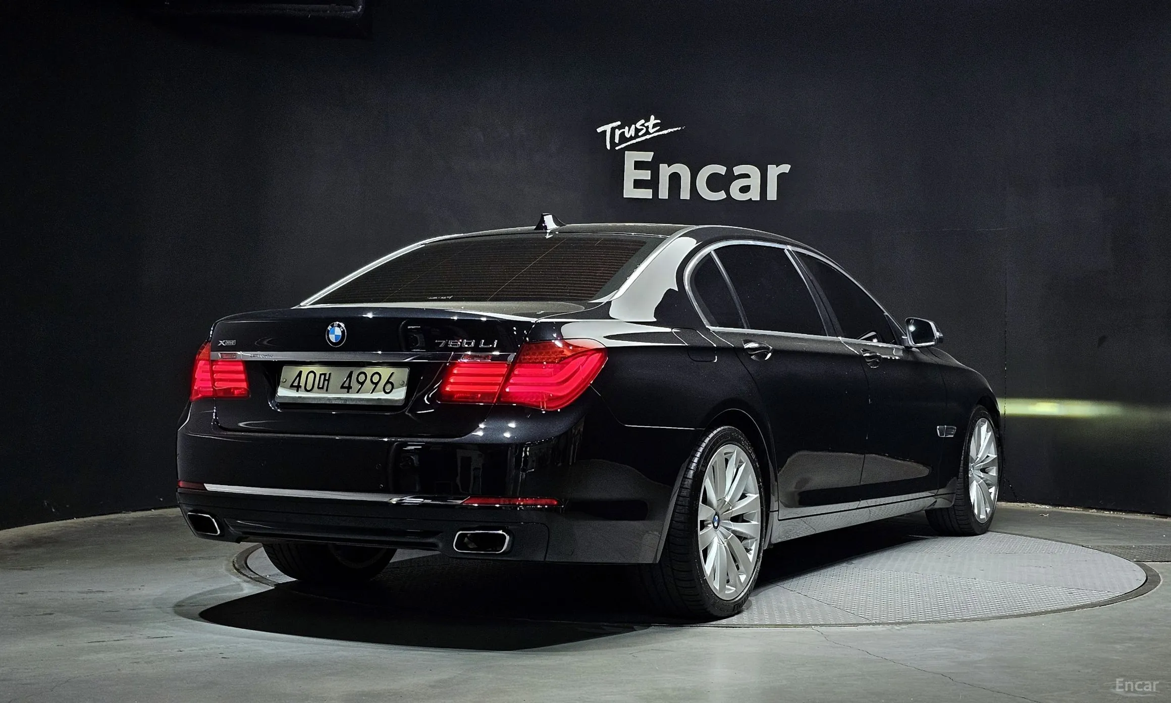 BMW 7 Series (F01)