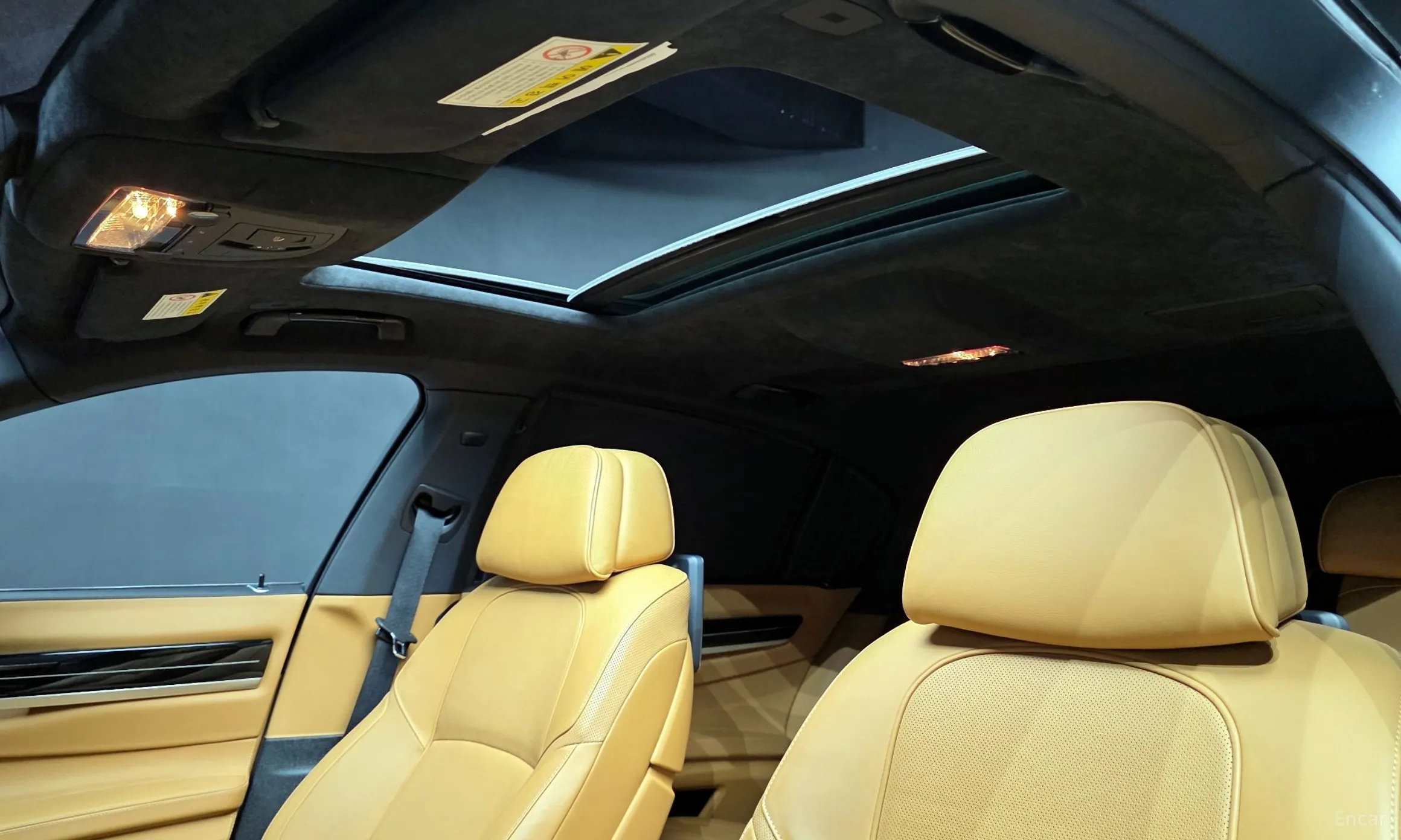 BMW 7 Series (F01) превью 18