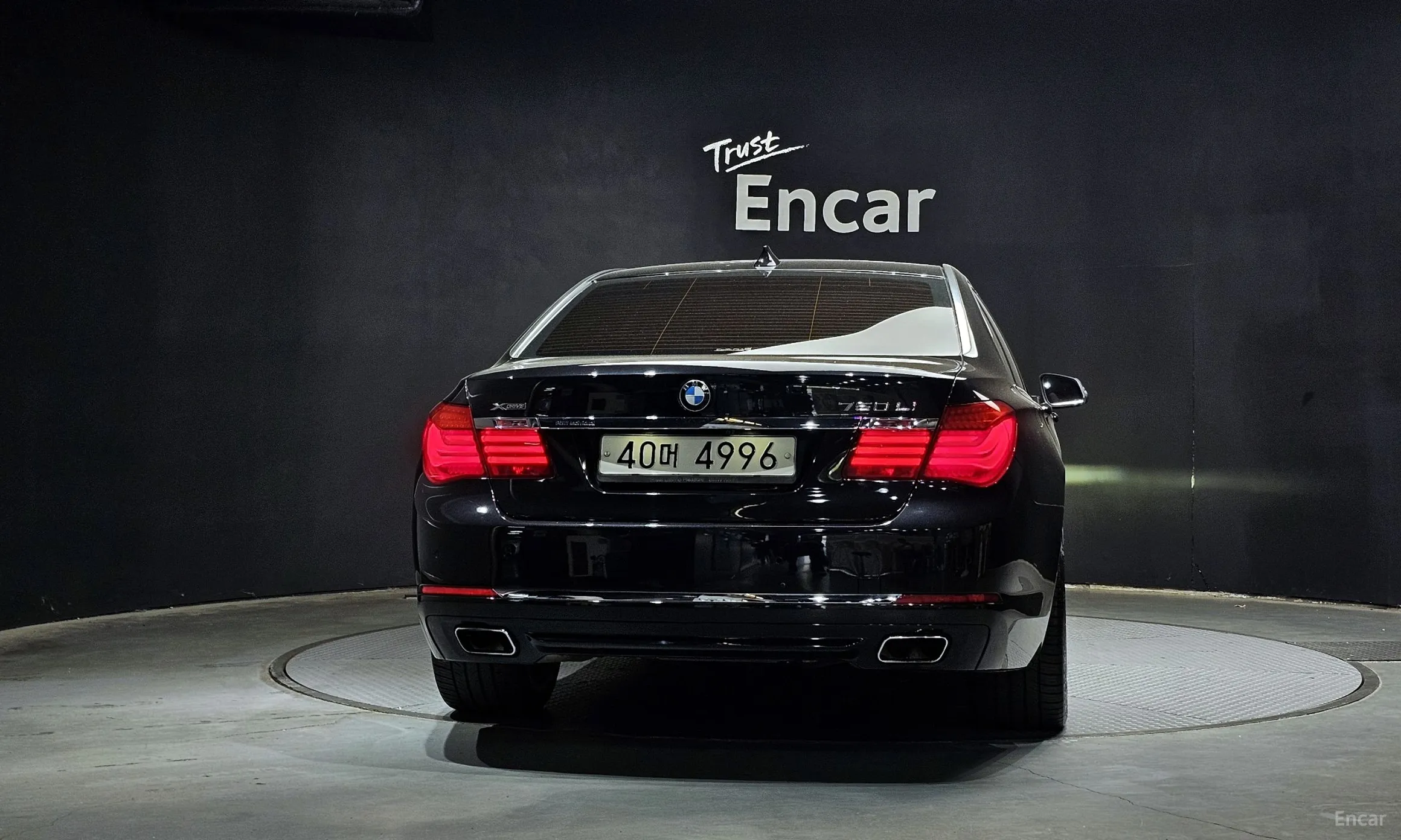 BMW 7 Series (F01) превью 4