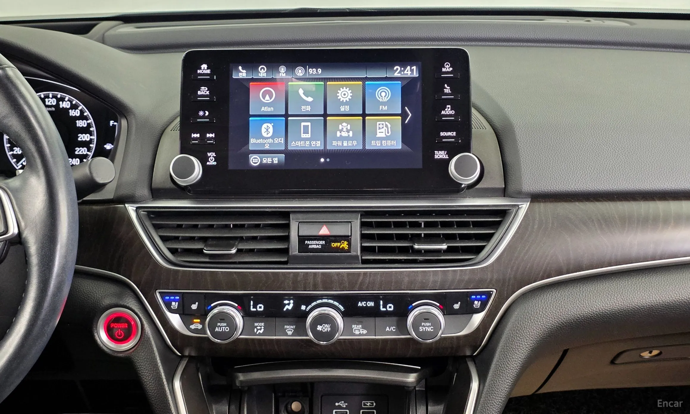 Honda Accord 10th Generation превью 13