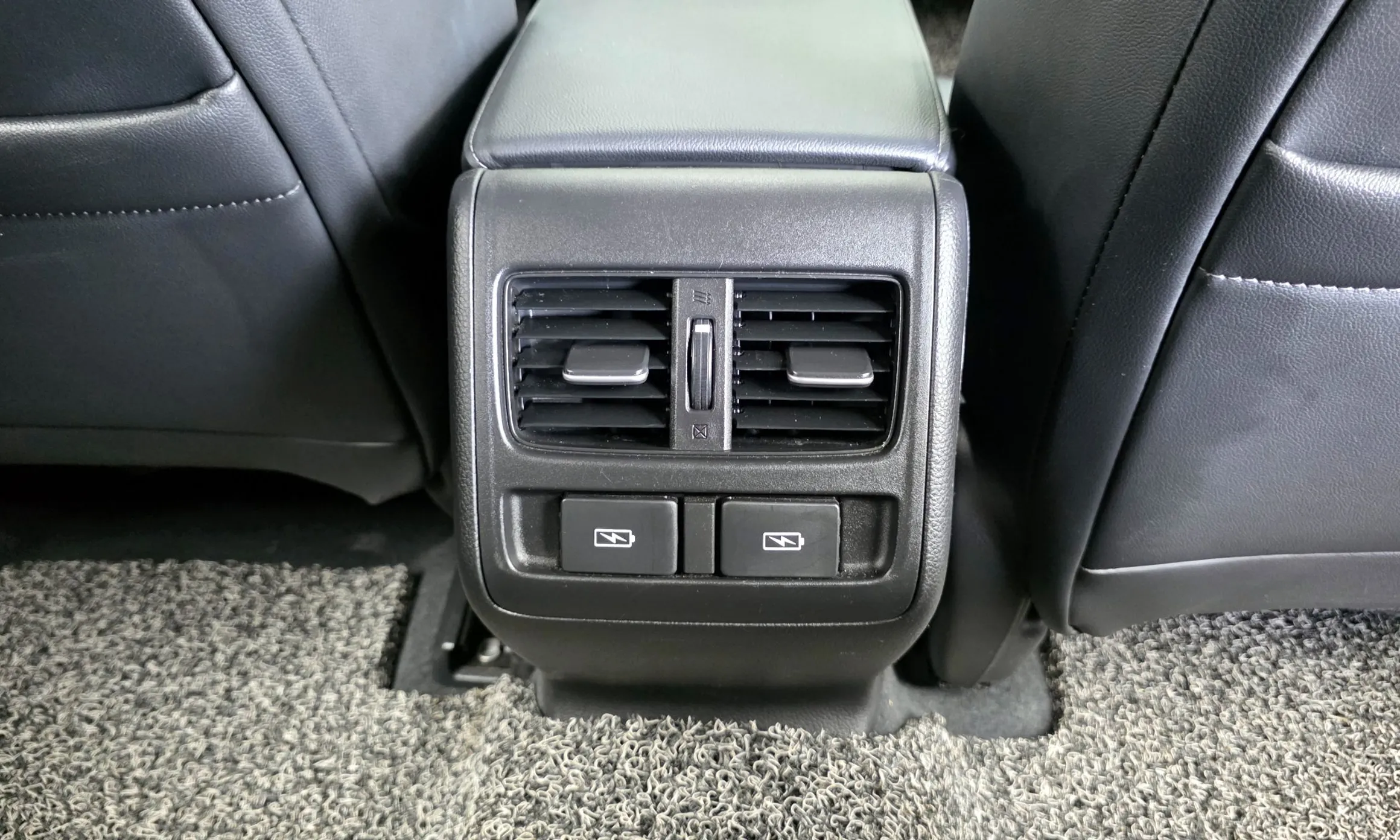 Honda Accord 10th Generation превью 18