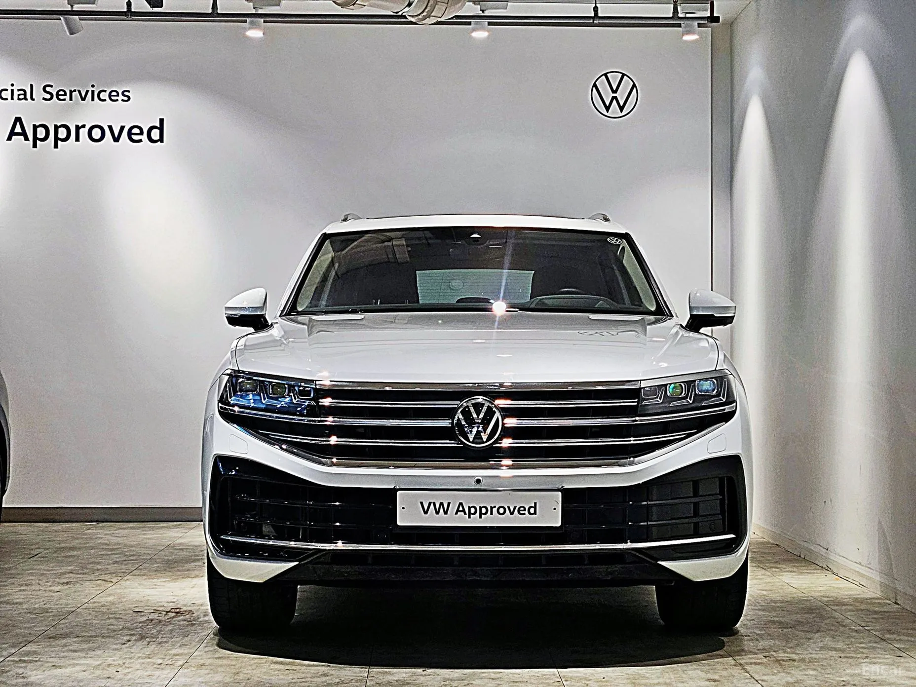 Volkswagen Touareg 3rd Generation превью 3