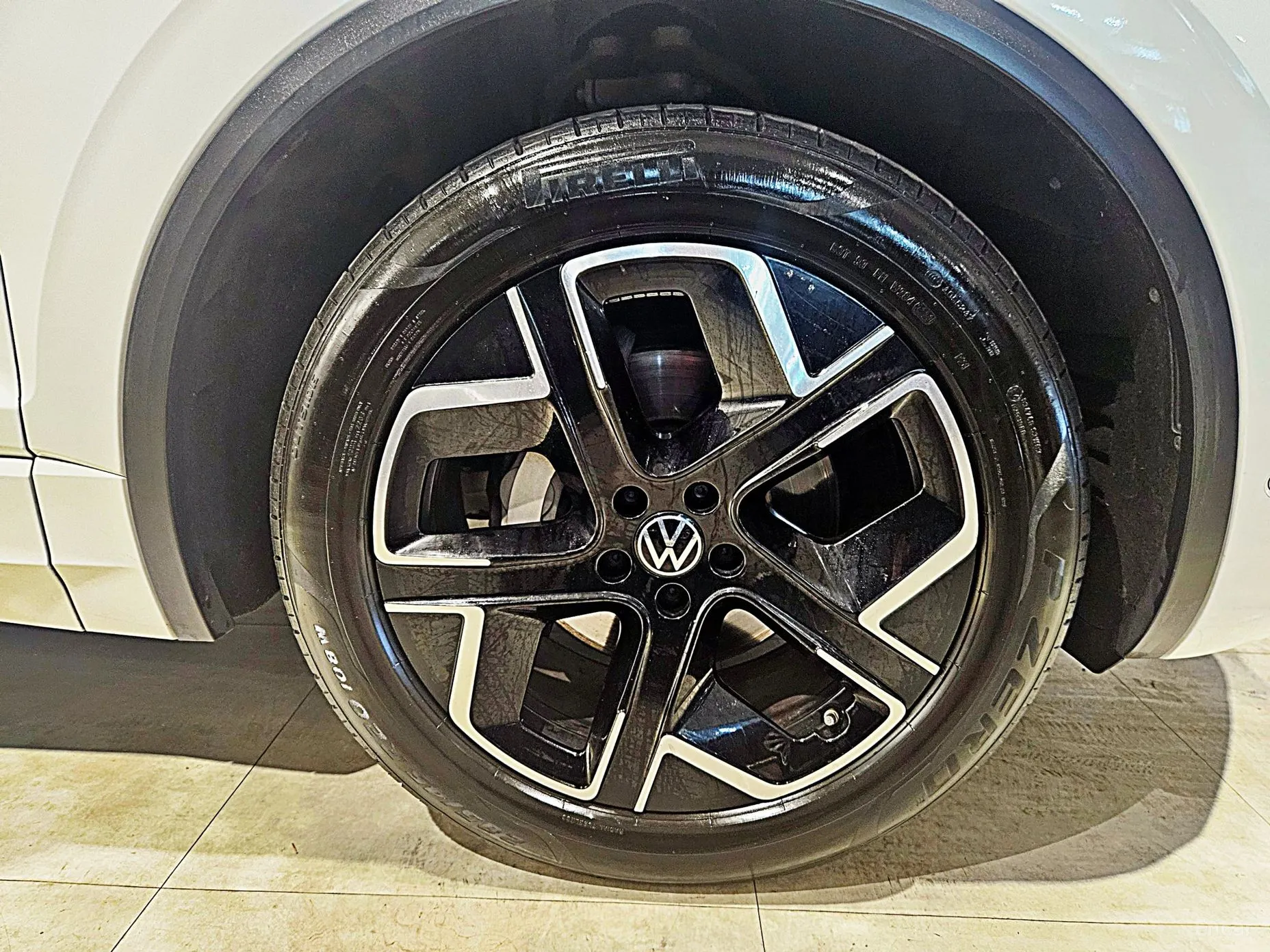 Volkswagen Touareg 3rd Generation превью 5
