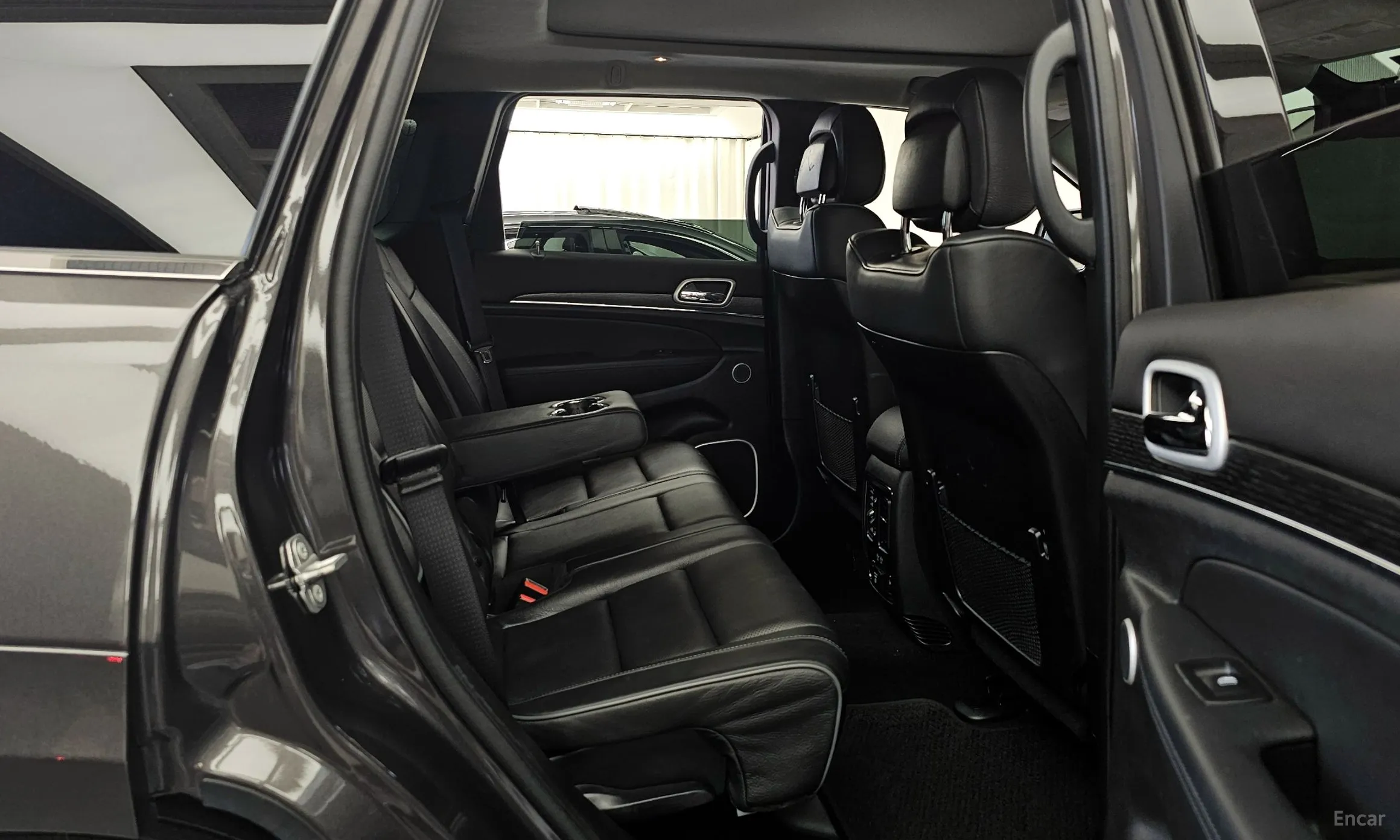 Jeep Grand Cherokee превью 12