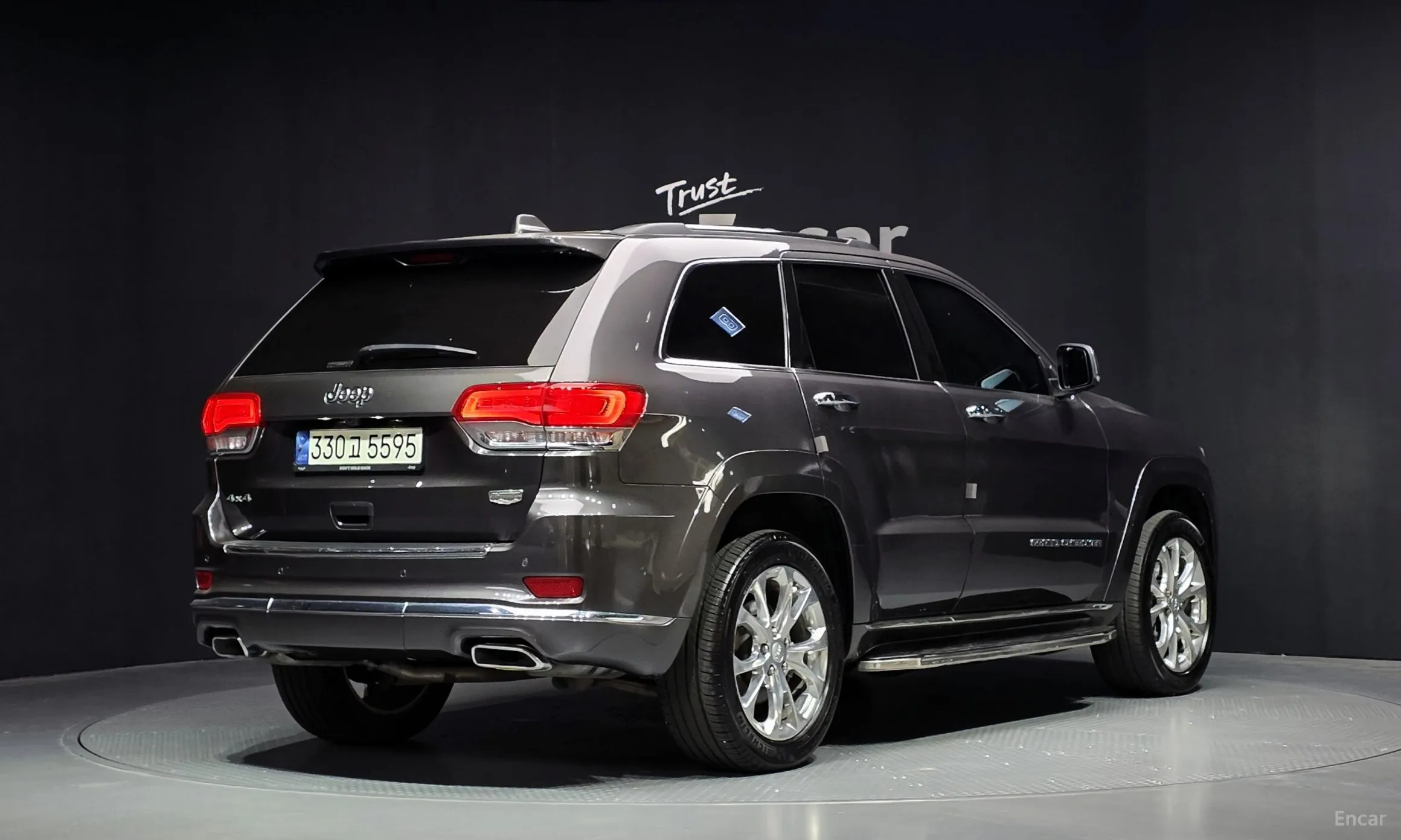 Jeep Grand Cherokee превью 2