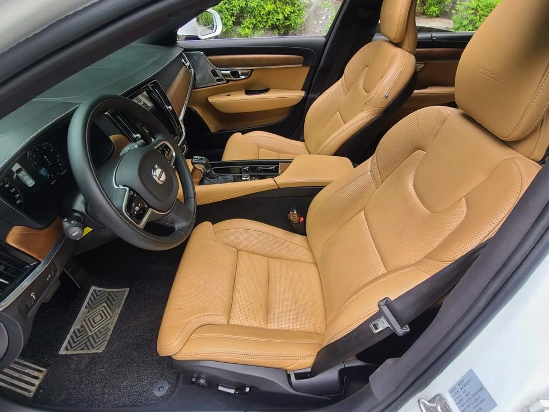 Volvo S90 превью 10