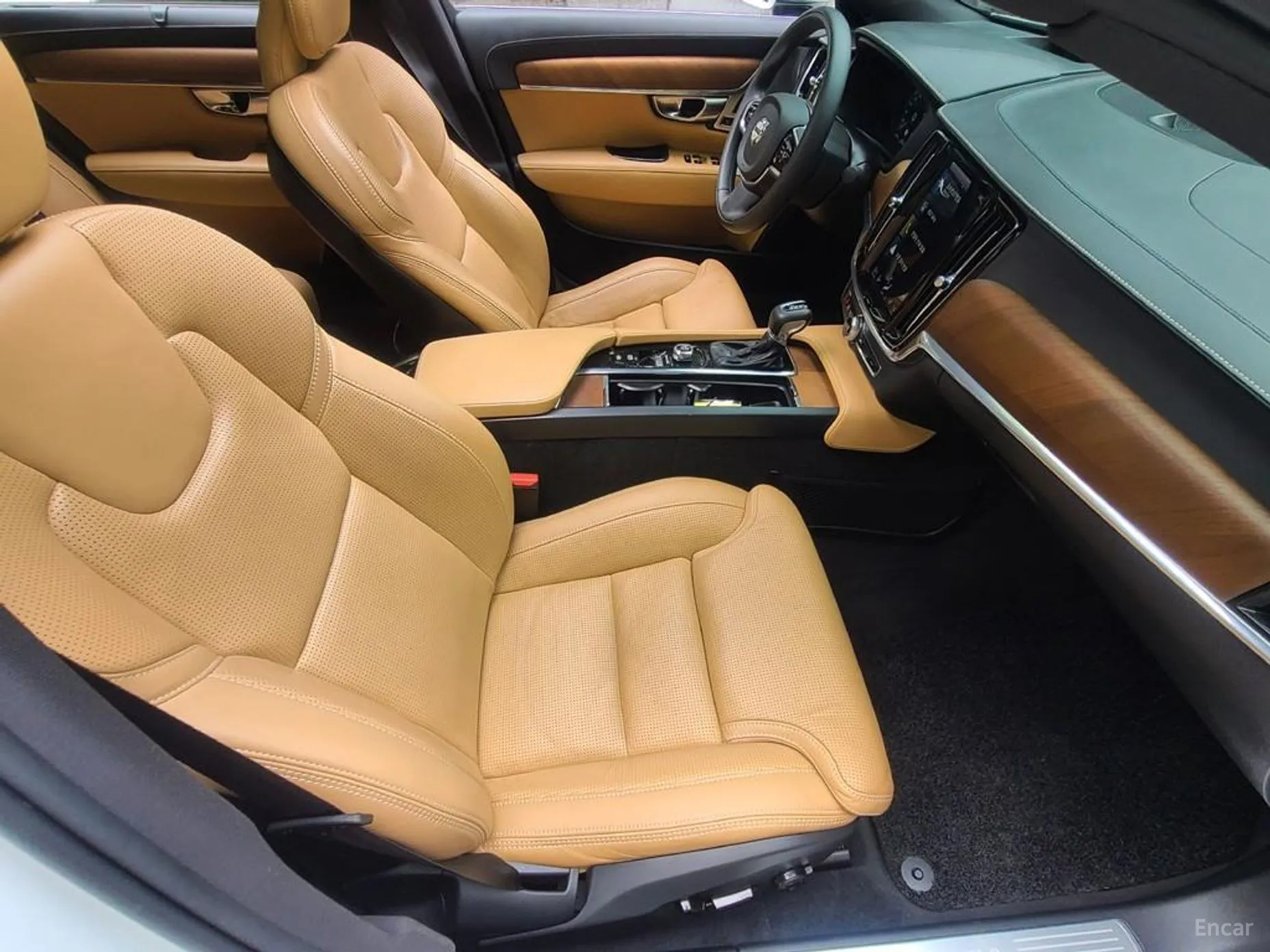 Volvo S90 превью 12