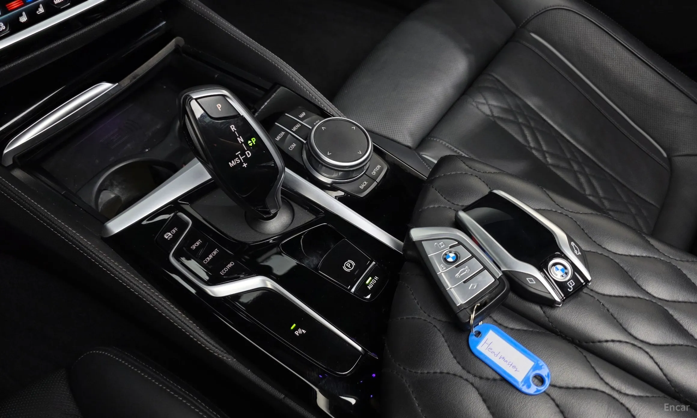 BMW 5 Series (G30) превью 9