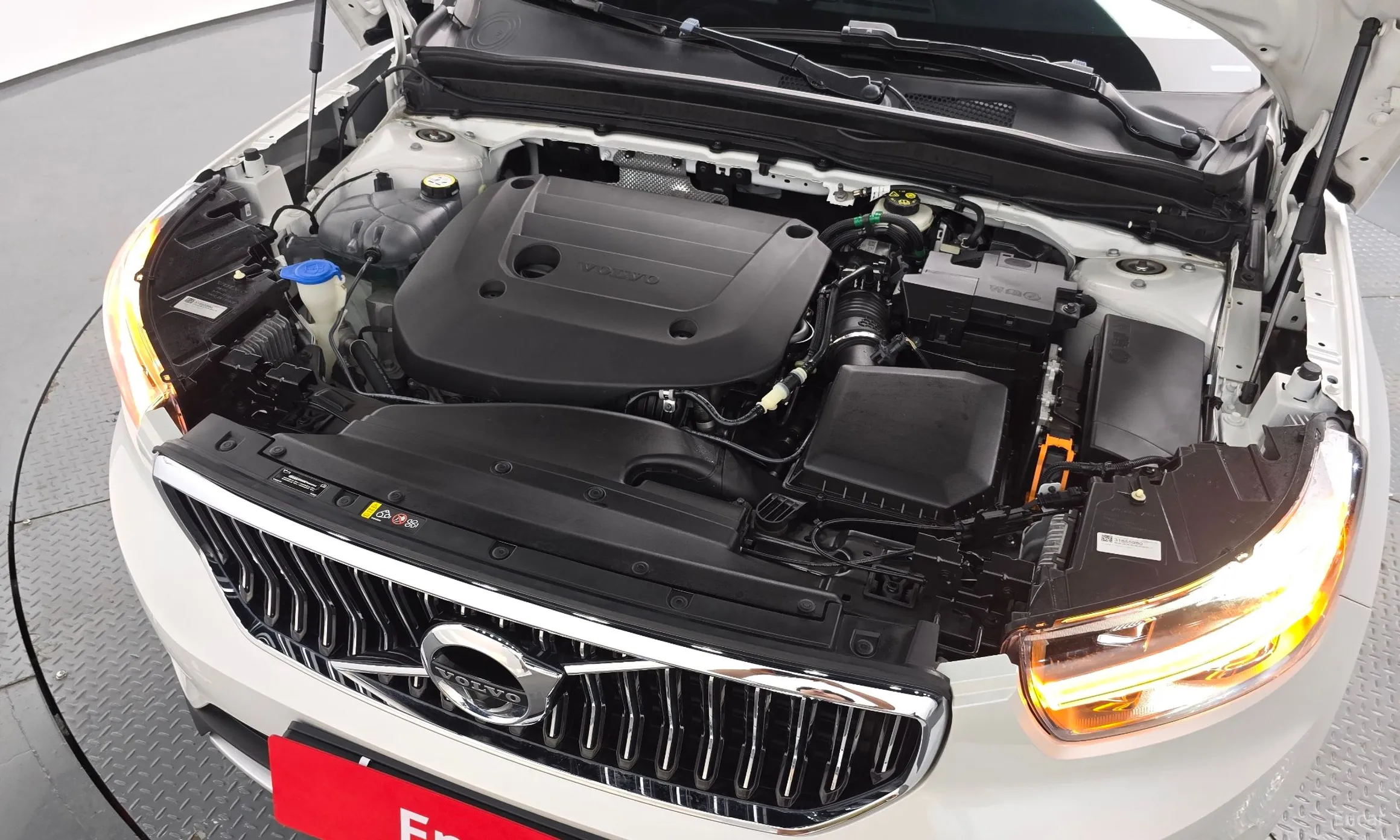 Volvo XC40 превью 6