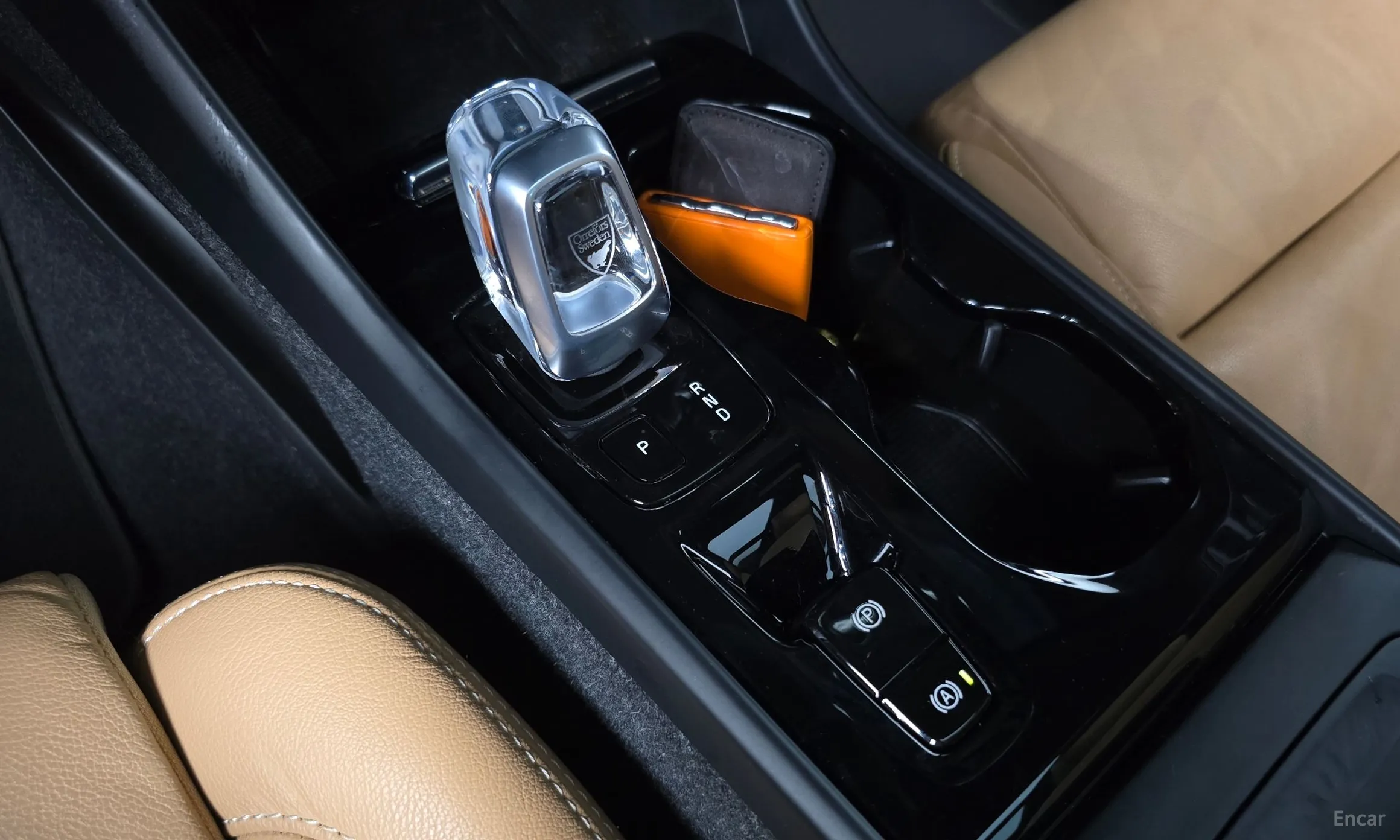 Volvo XC40 превью 9
