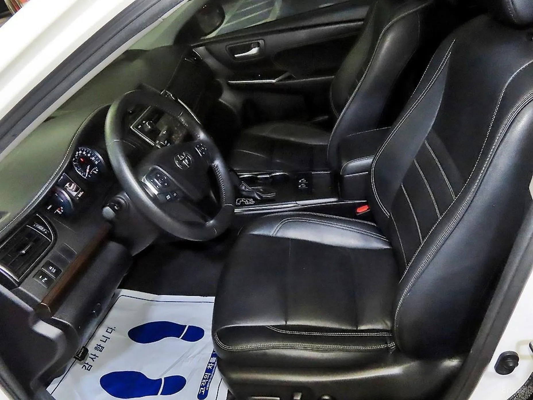 Toyota New Camry превью 16