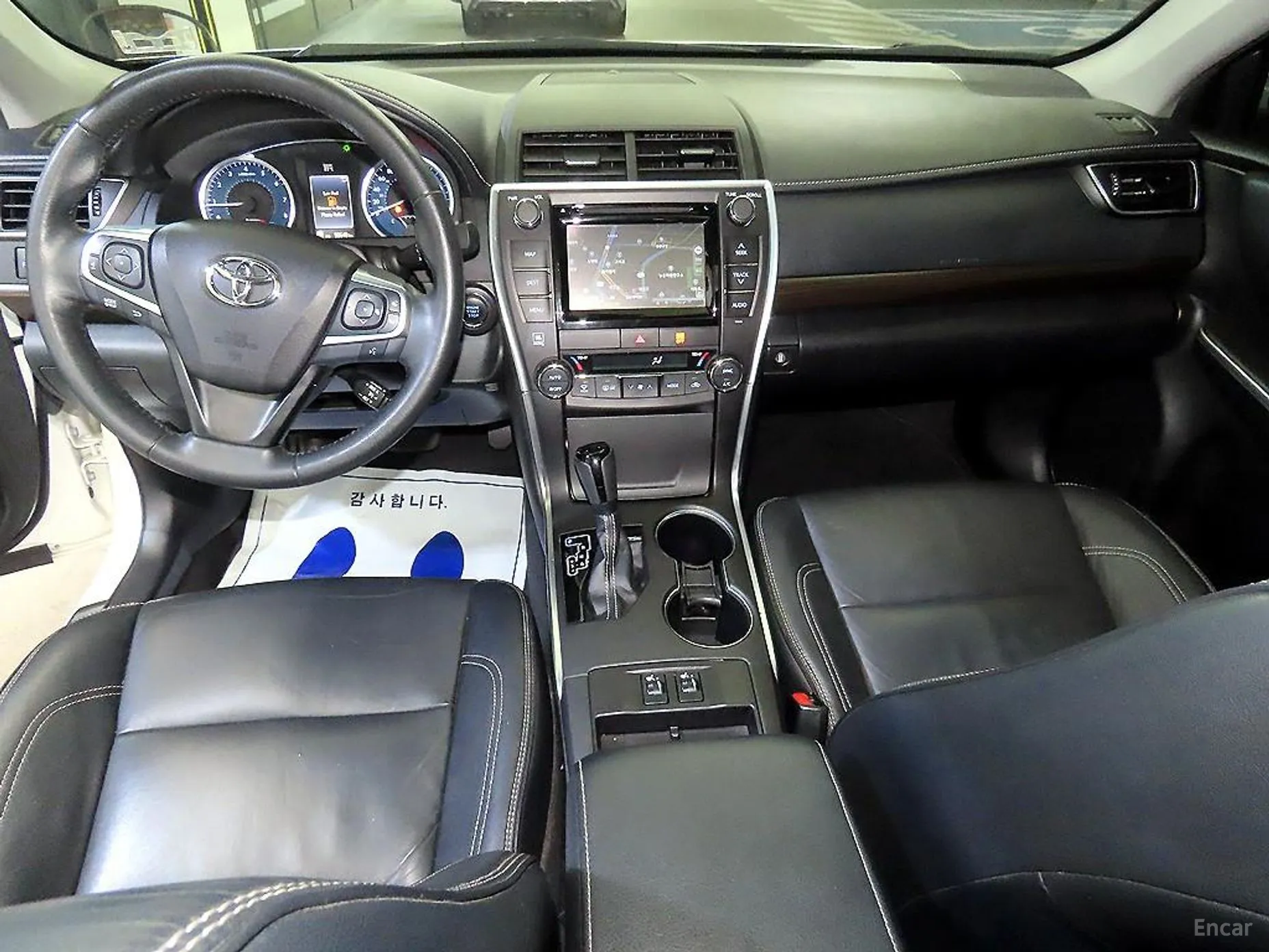 Toyota New Camry превью 20