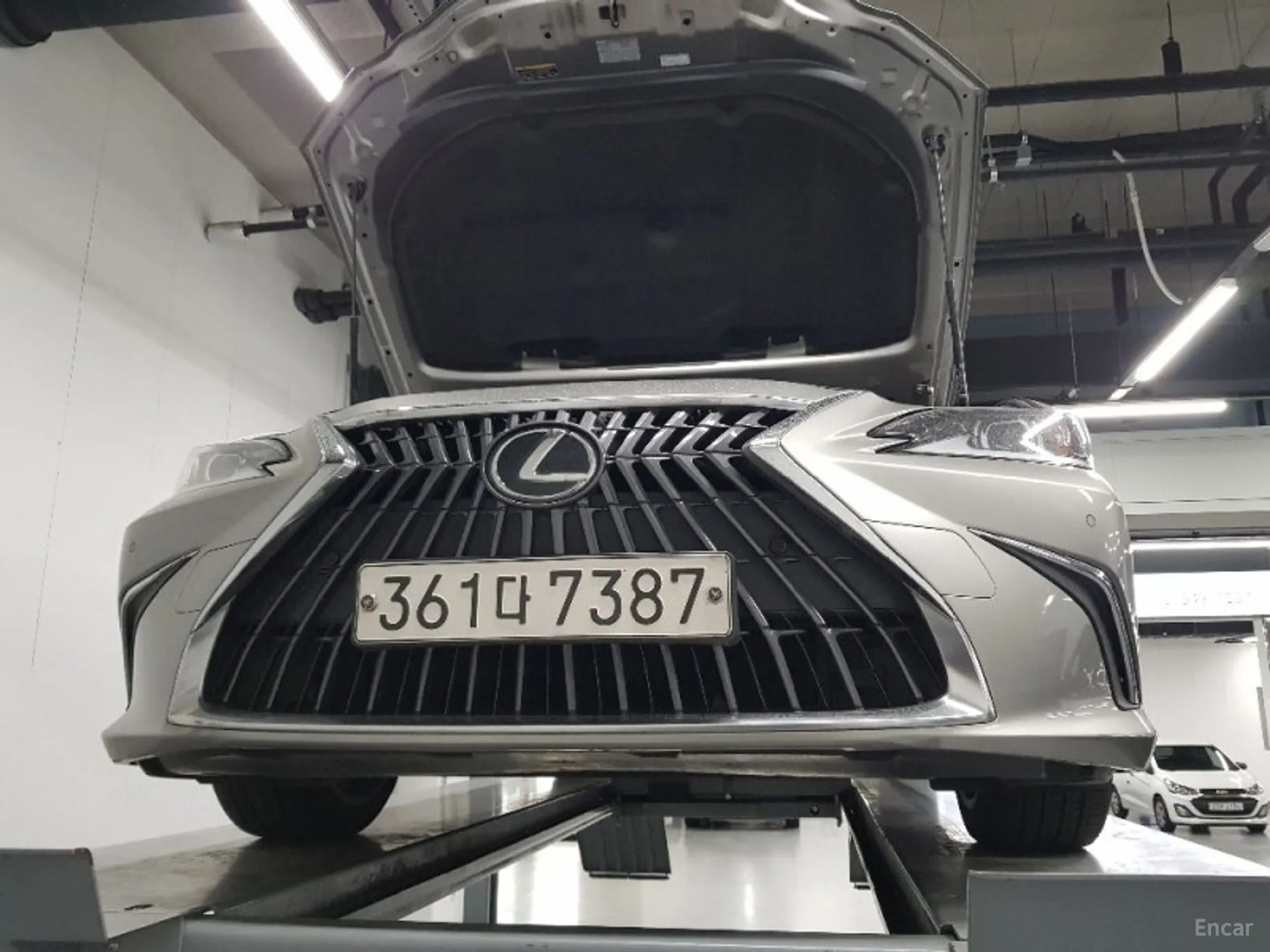 Lexus ES300h 7th Generation