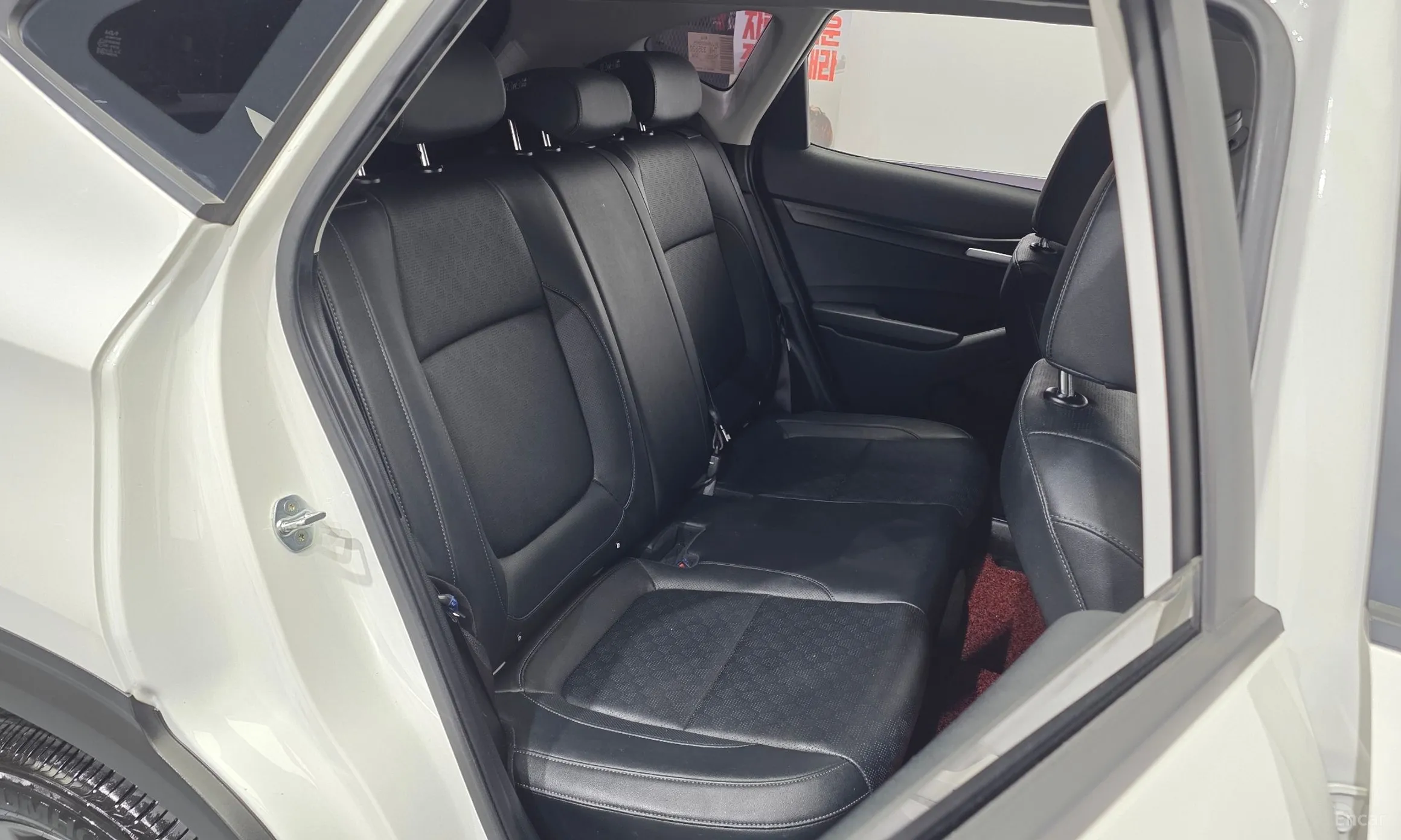 Kia Seltos превью 12