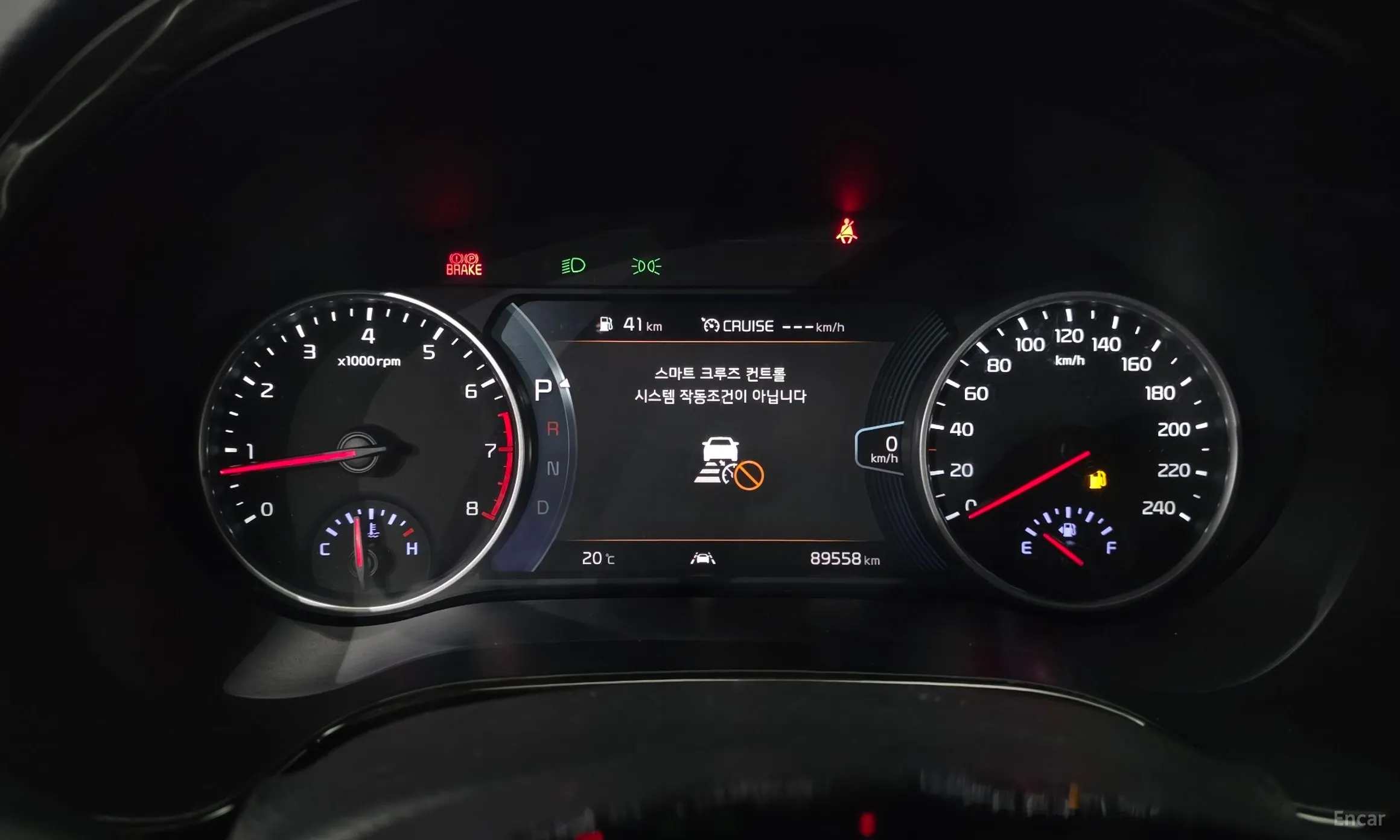 Kia Seltos превью 8