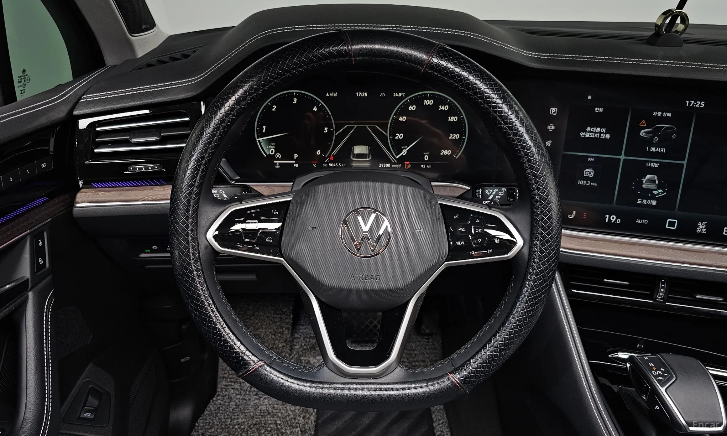 Volkswagen Touareg 3rd Generation превью 13