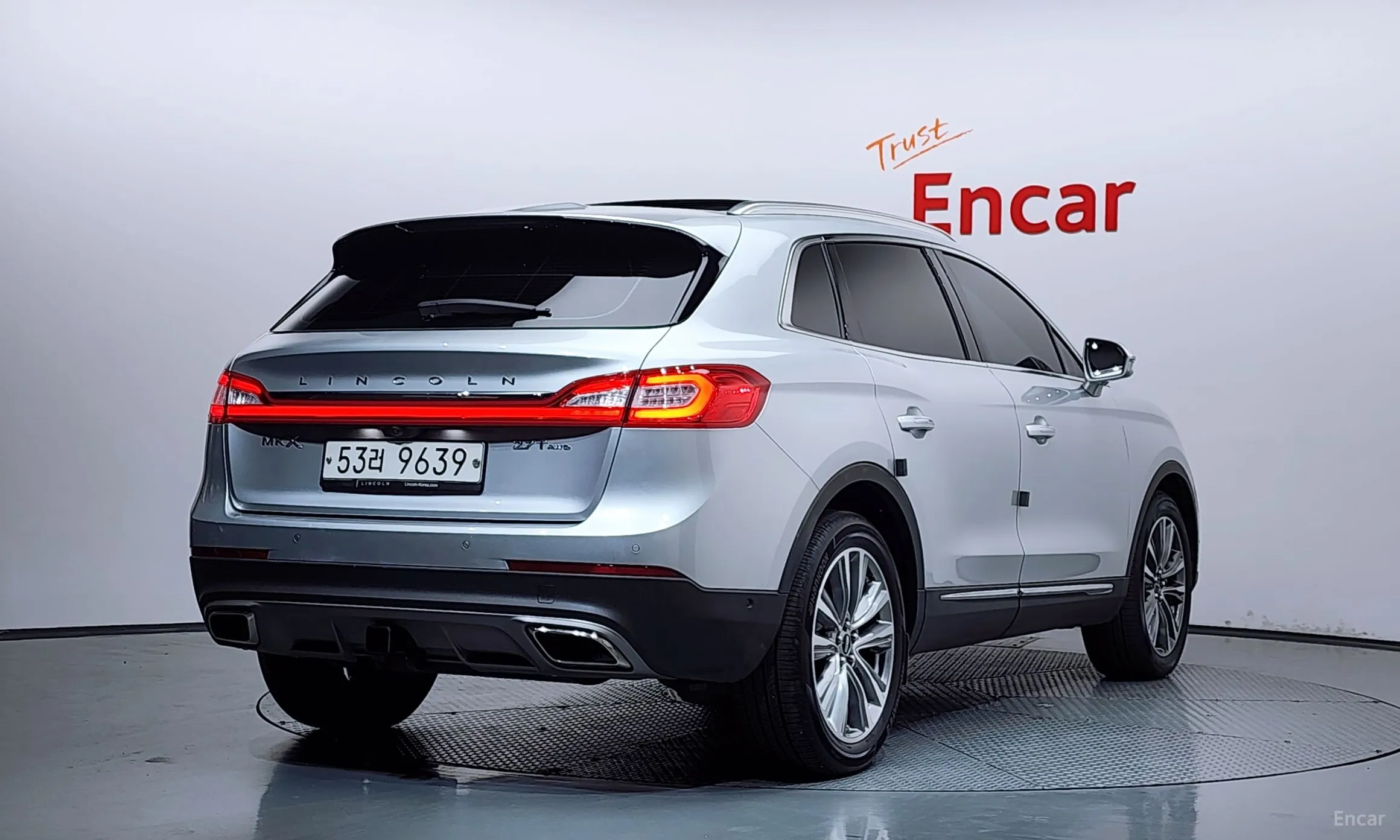 Lincoln MKX 2nd Generation