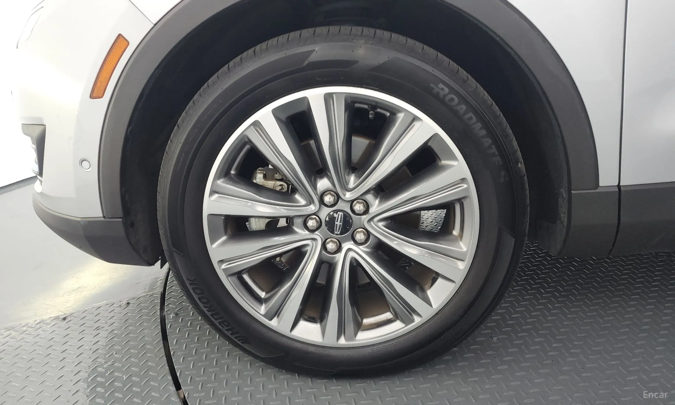 Lincoln MKX 2nd Generation превью 5