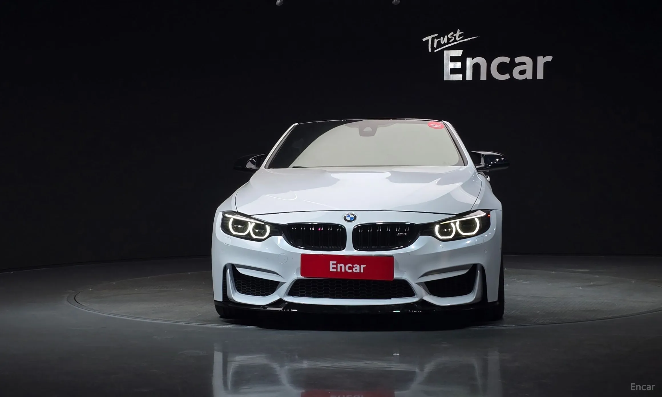 BMW M4 (F82) превью 3