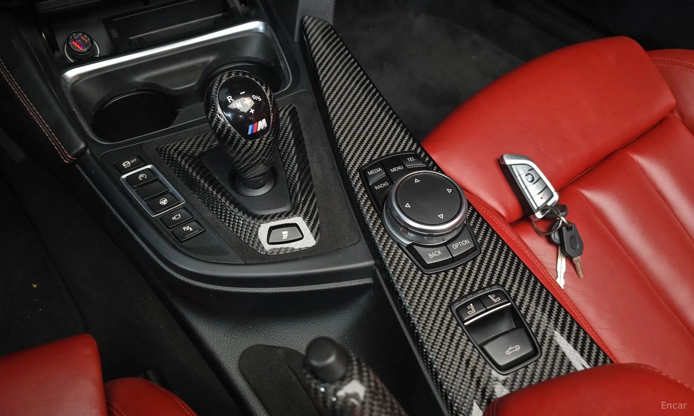BMW M4 (F82) превью 9
