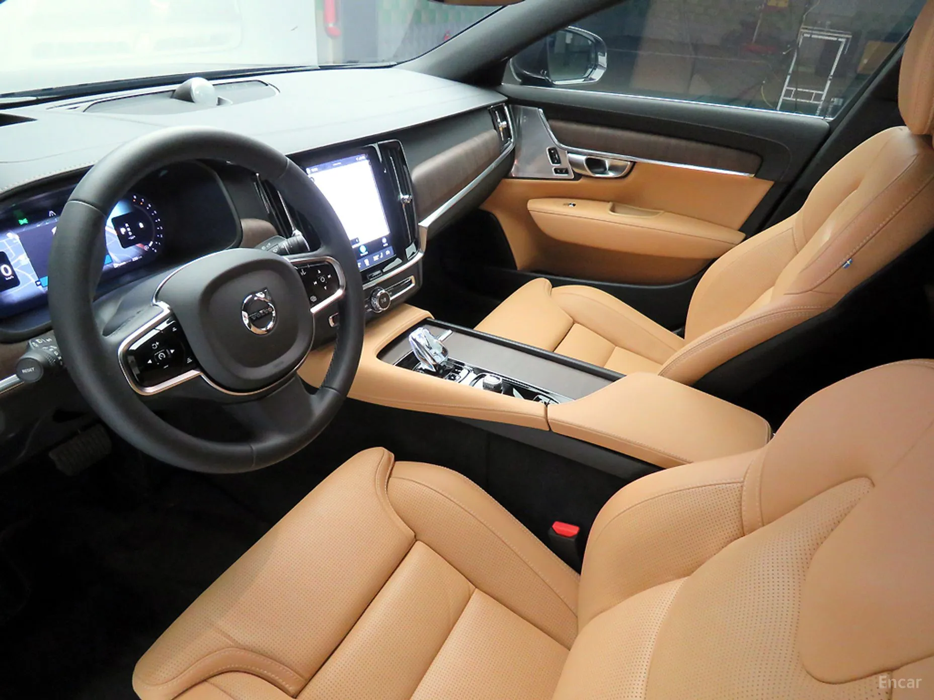 Volvo S90 превью 10