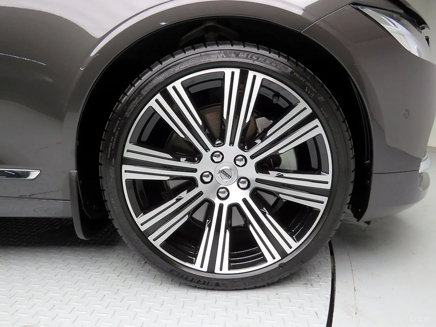 Volvo S90 превью 5
