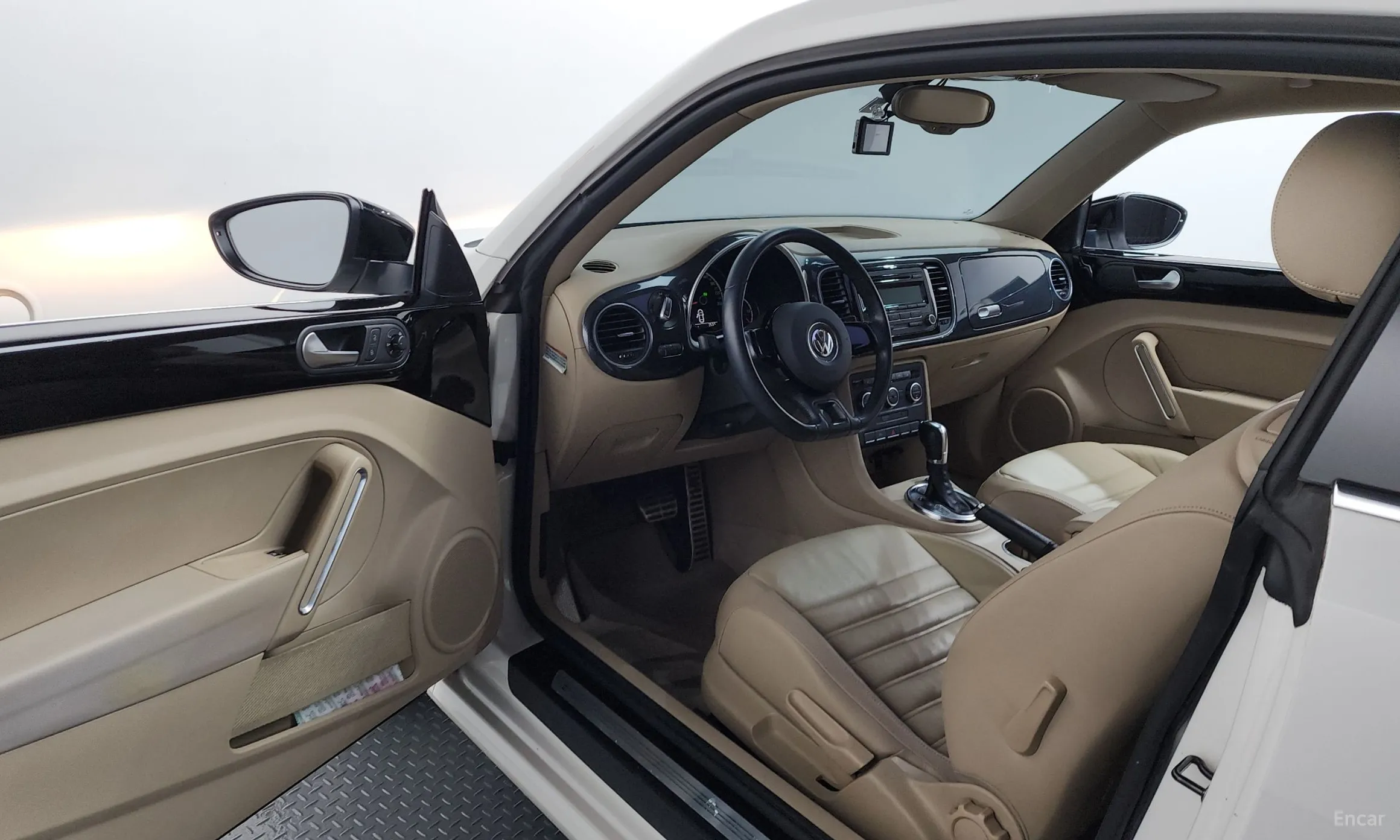 Volkswagen The Beetle превью 10