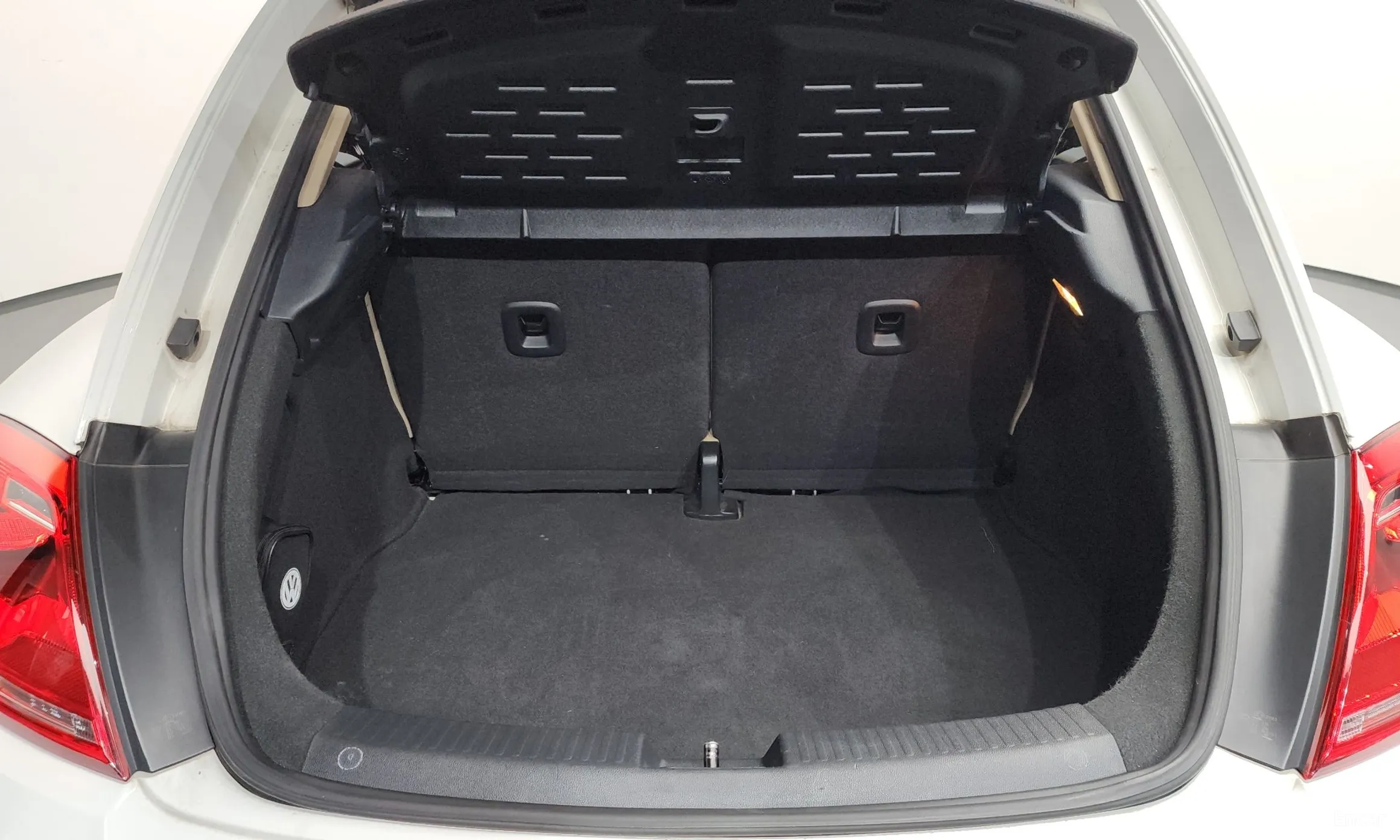 Volkswagen The Beetle превью 14