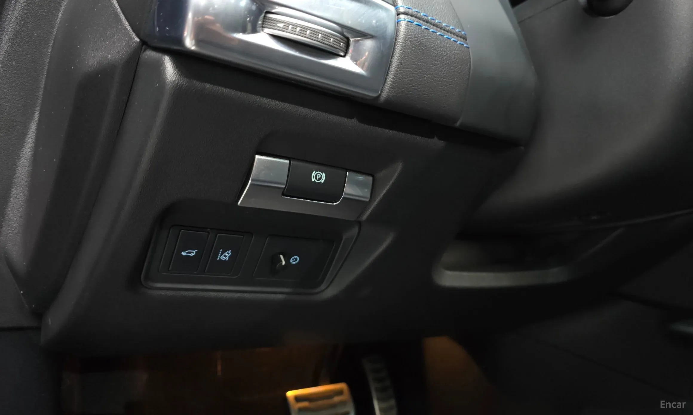 Jaguar E-PACE превью 16