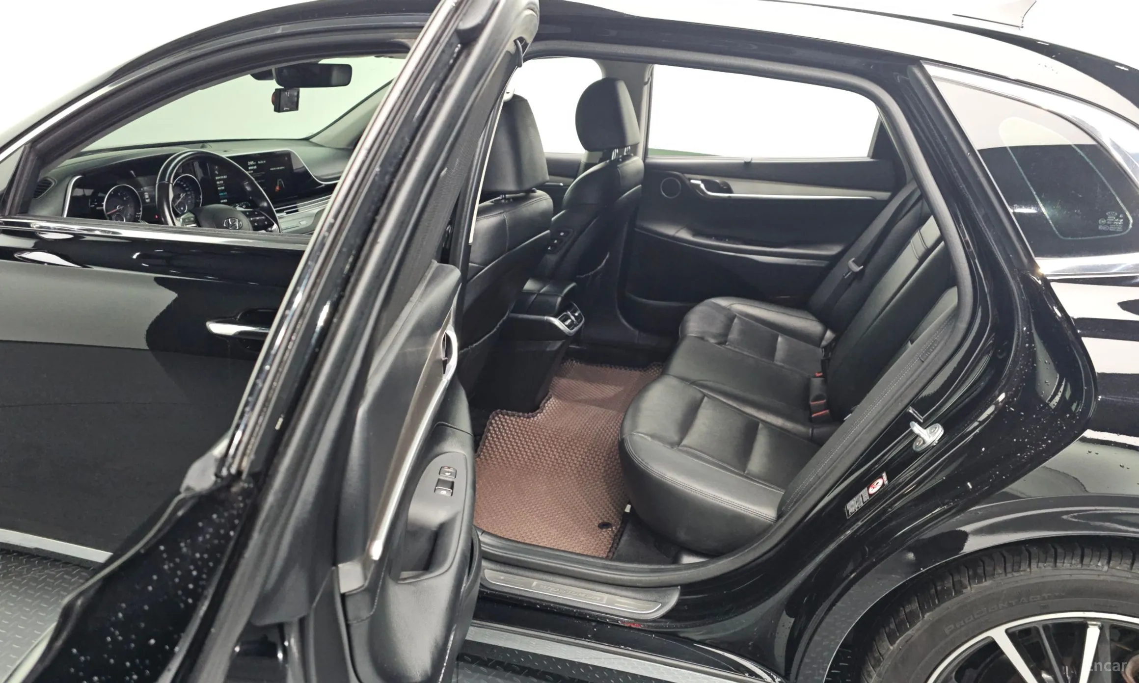 Hyundai Grandeur IG превью 12