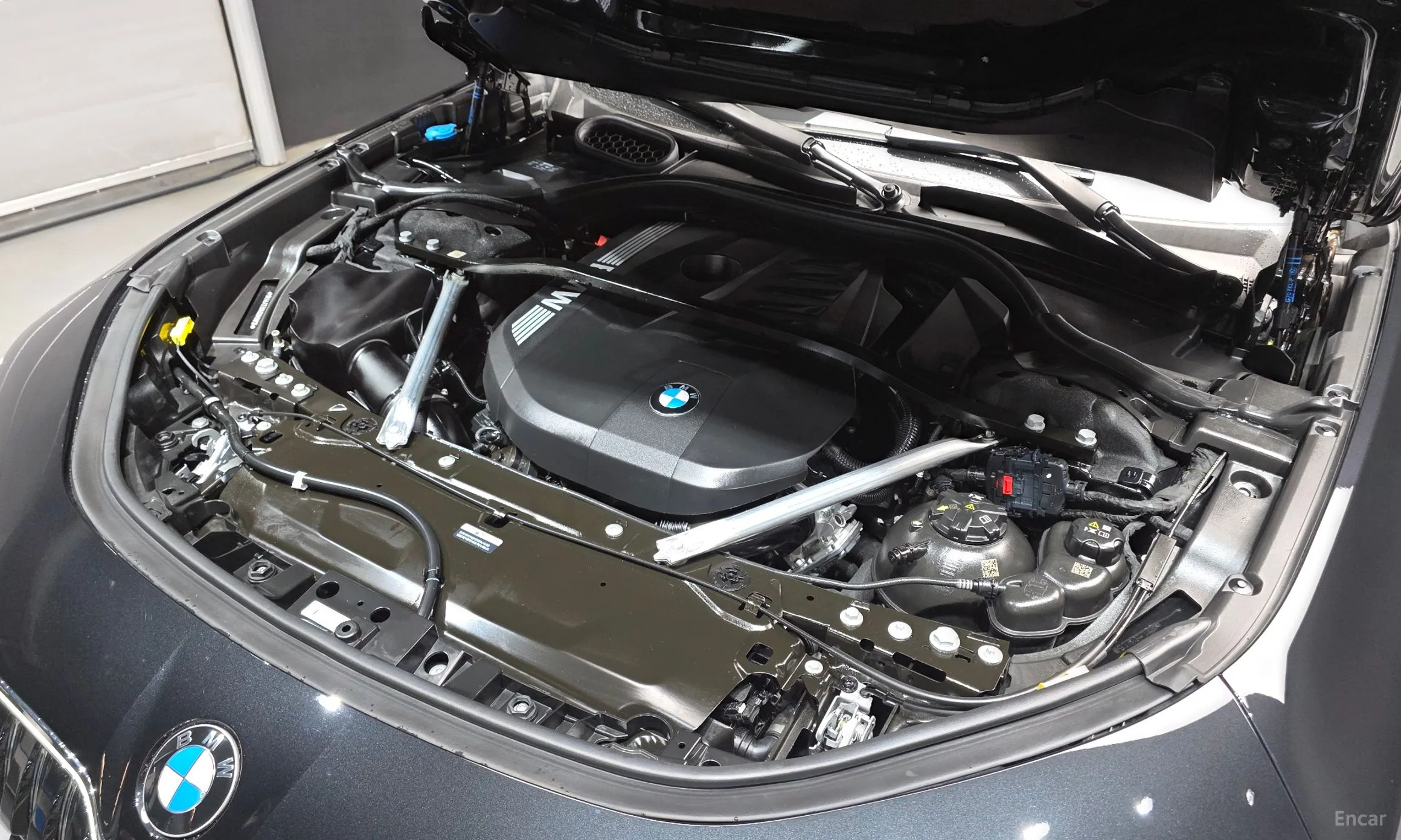BMW 7 Series (G70) превью 6