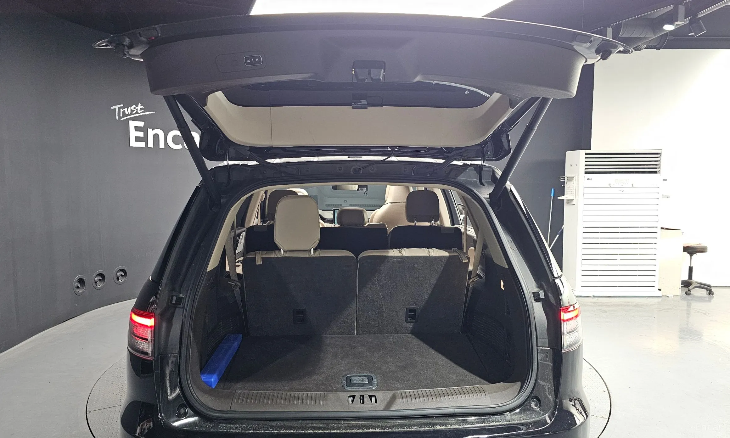 Lincoln Aviator 2nd Generation превью 20