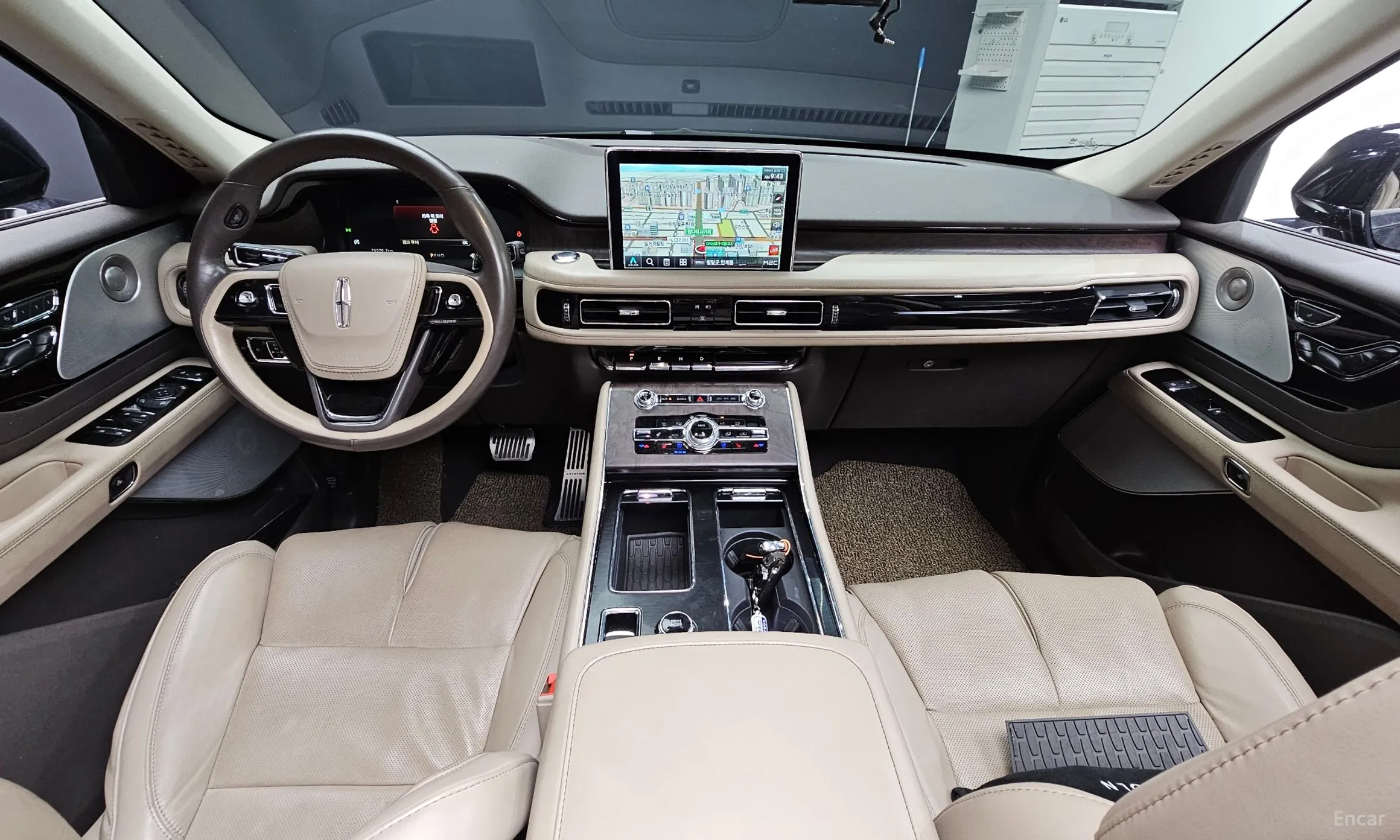 Lincoln Aviator 2nd Generation превью 7
