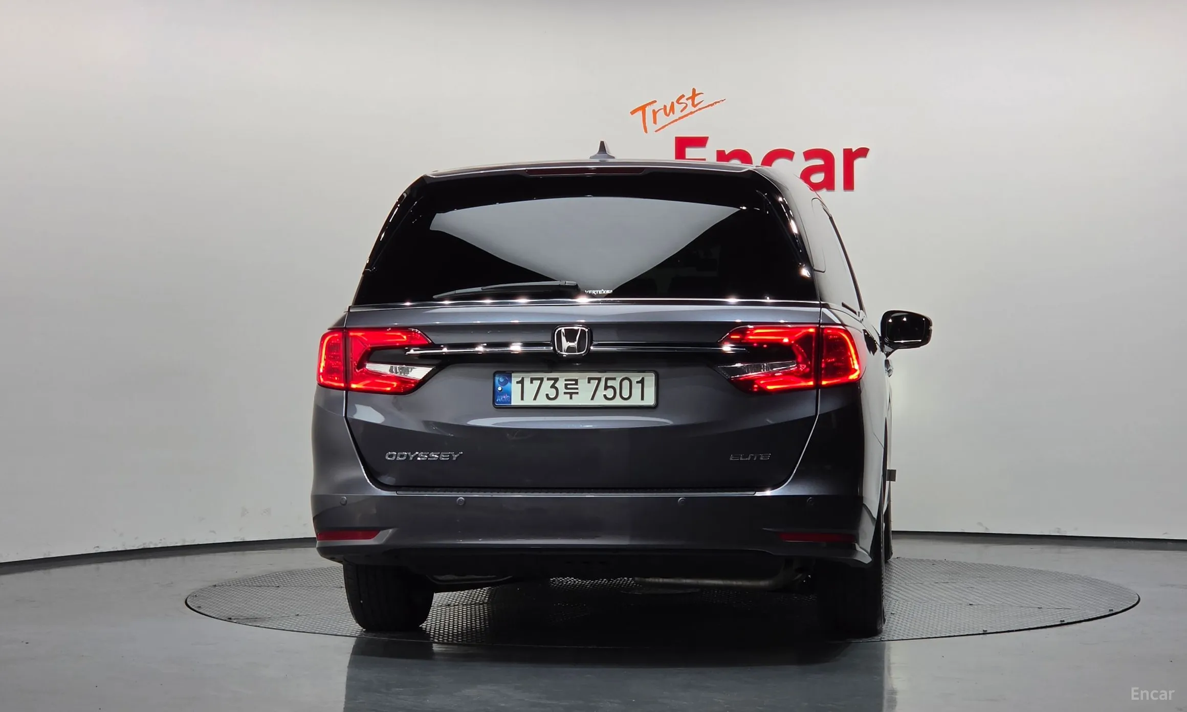Honda Odyssey превью 4