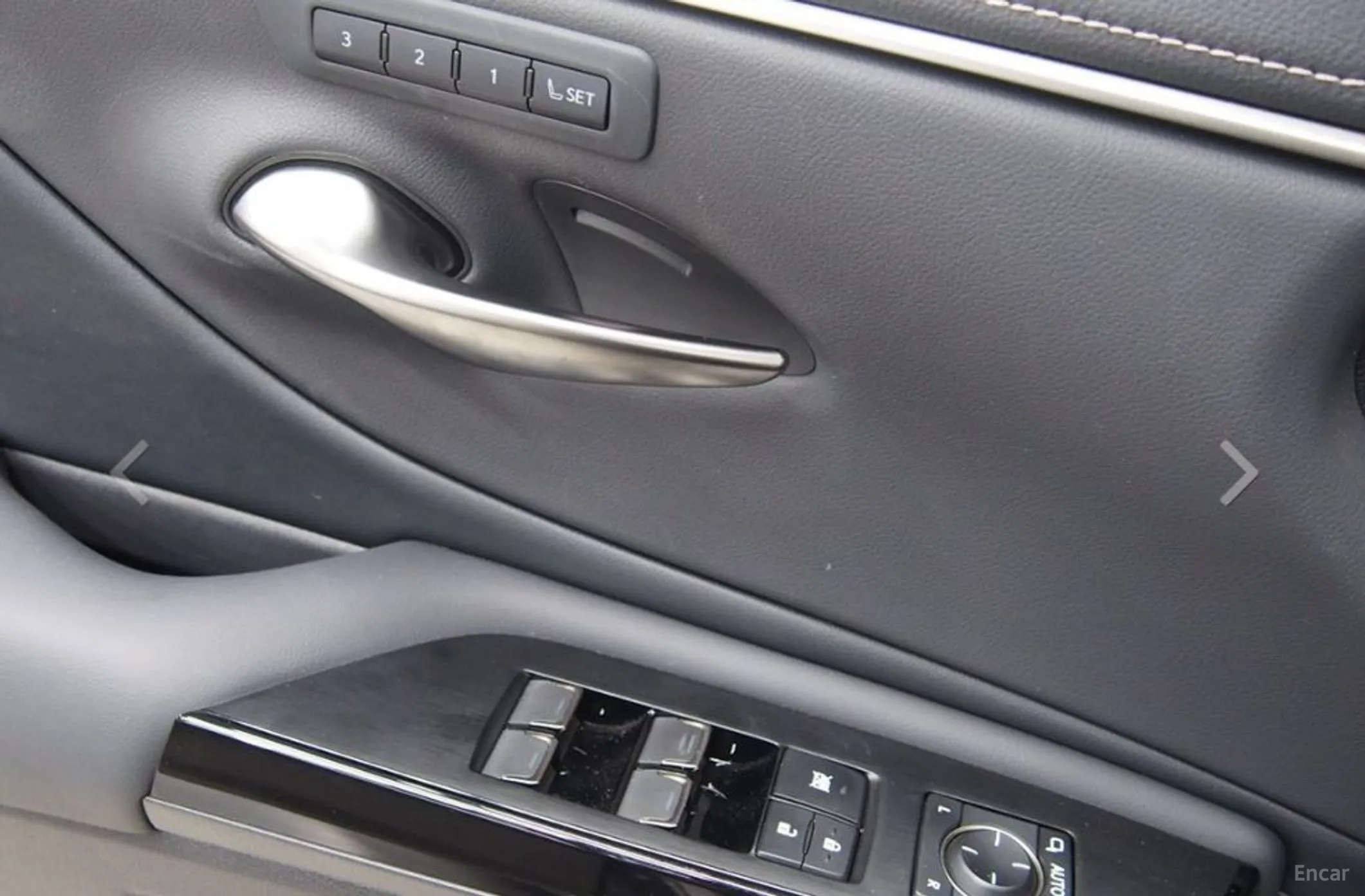 Lexus ES300h 7th Generation превью 14