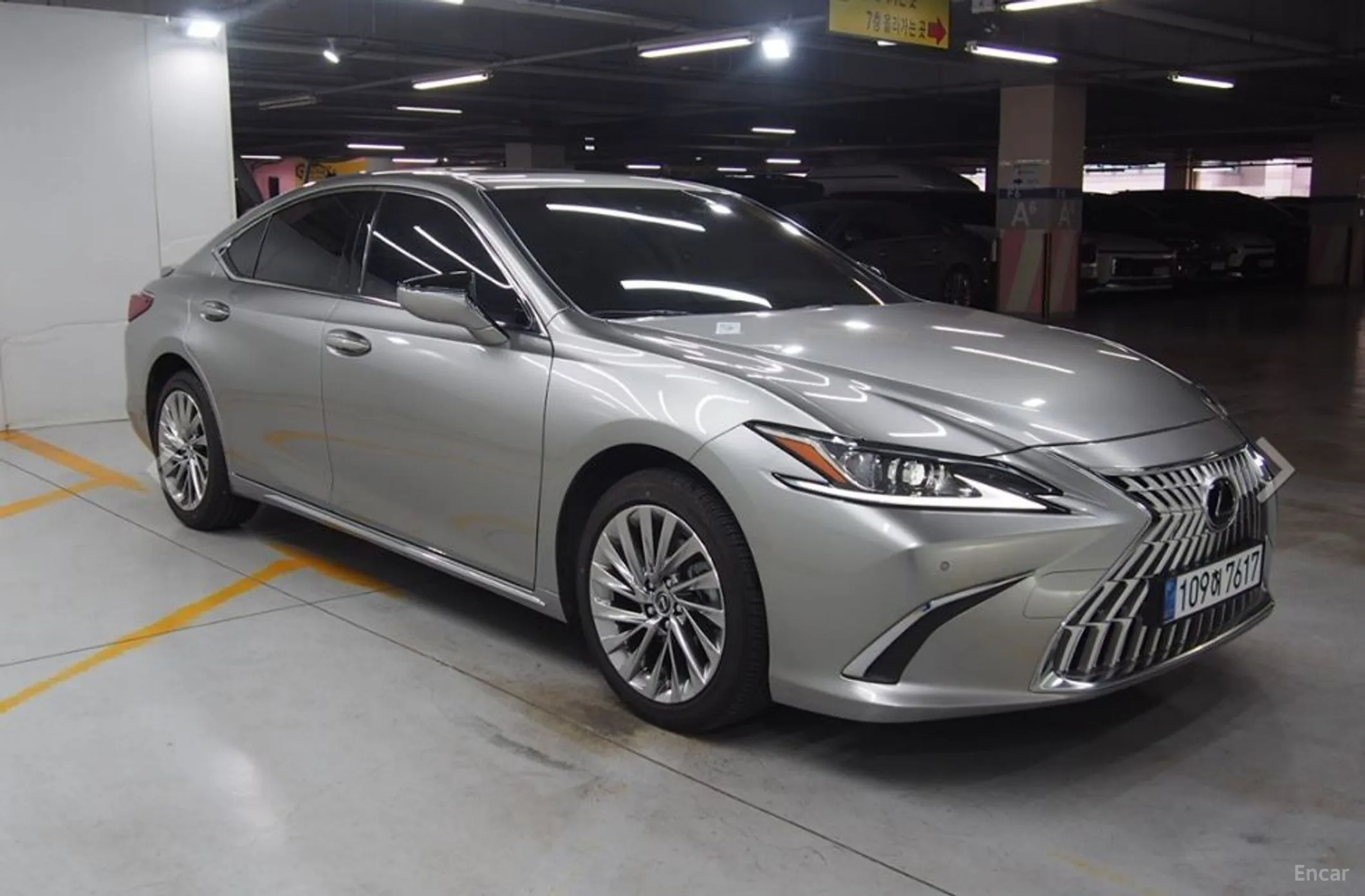 Lexus ES300h 7th Generation превью 2
